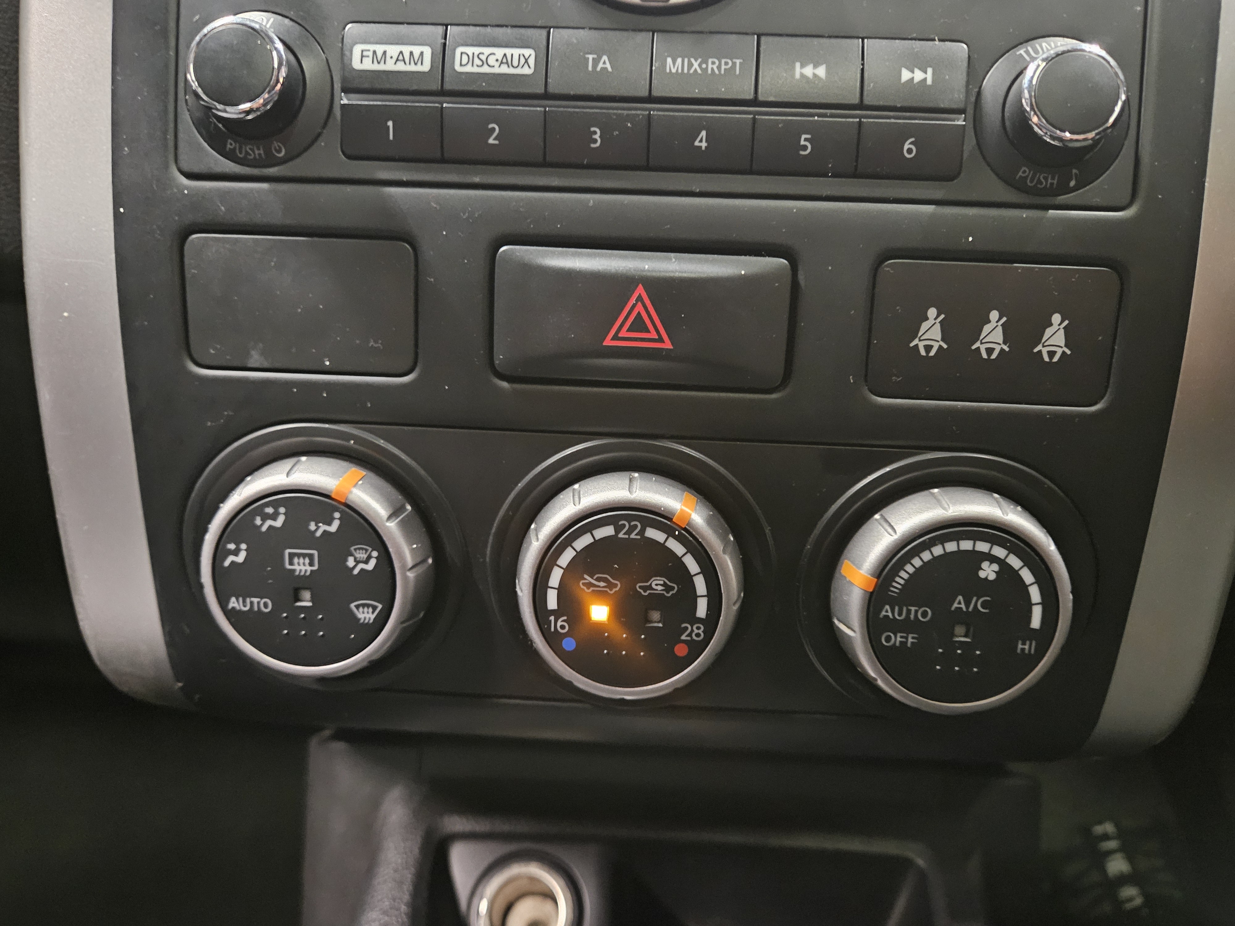 Nissan X-Trail - Image 32