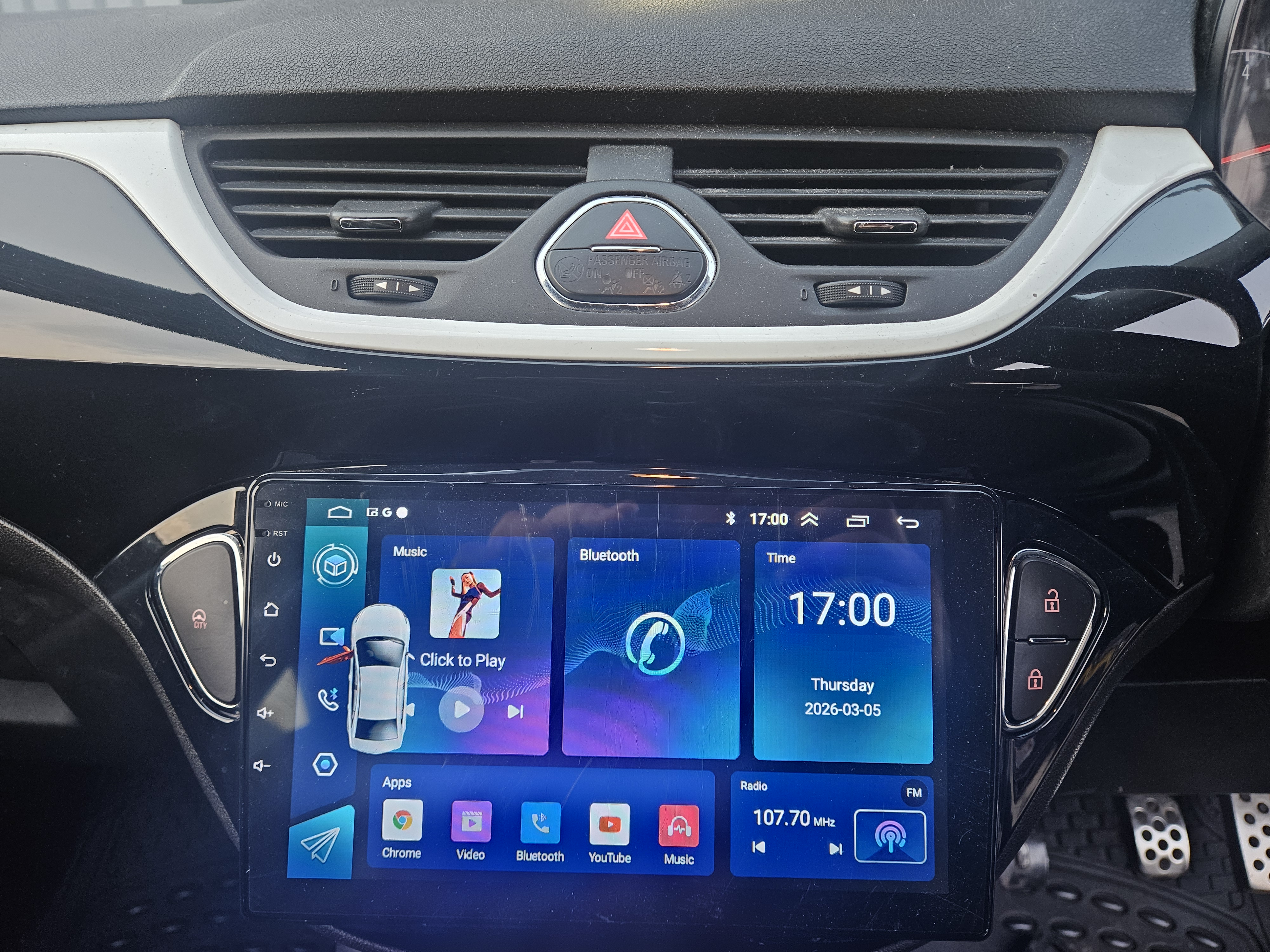 Vauxhall Corsa - Image 11