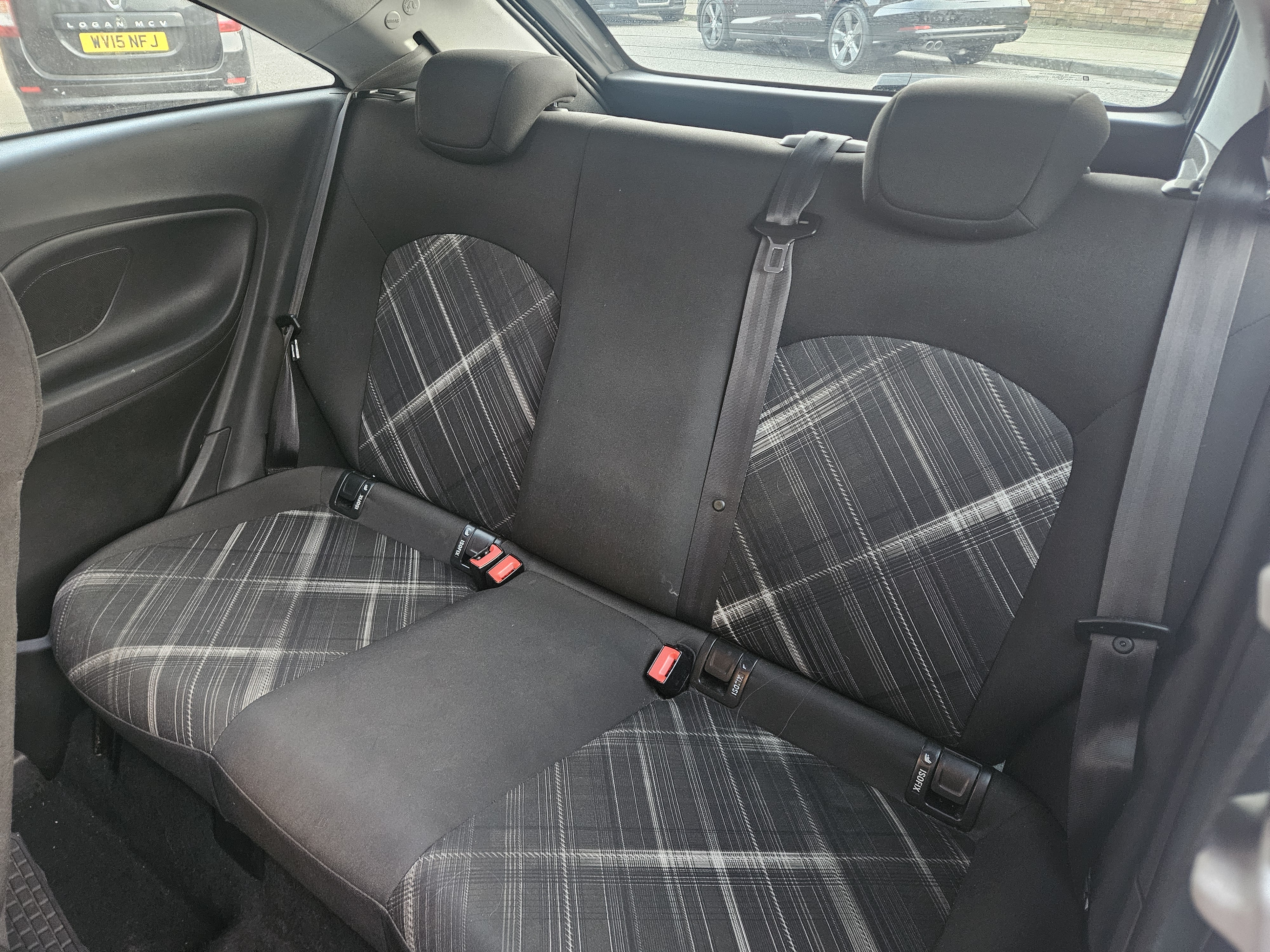 Vauxhall Corsa - Image 12