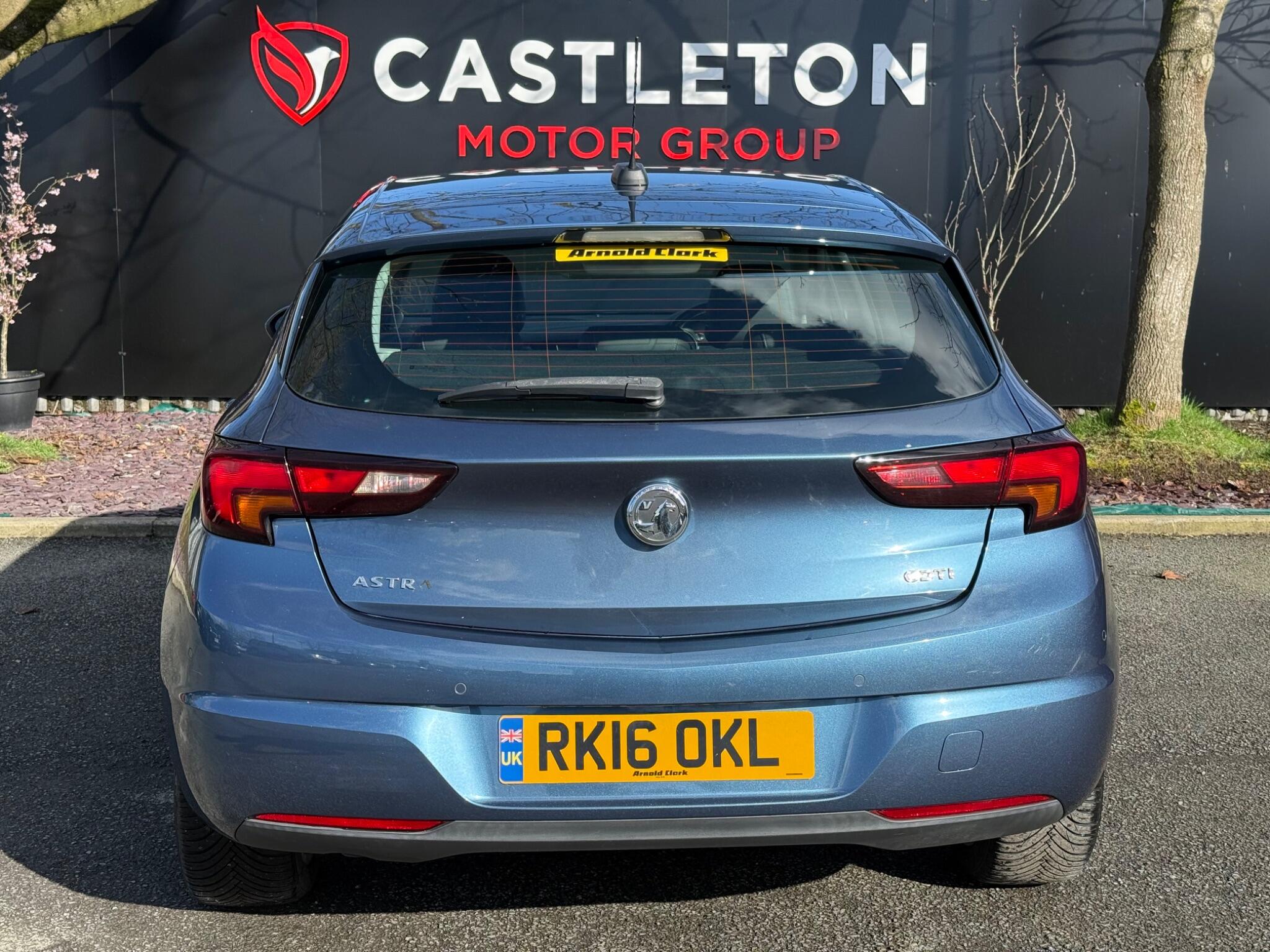 Vauxhall Astra - Image 12