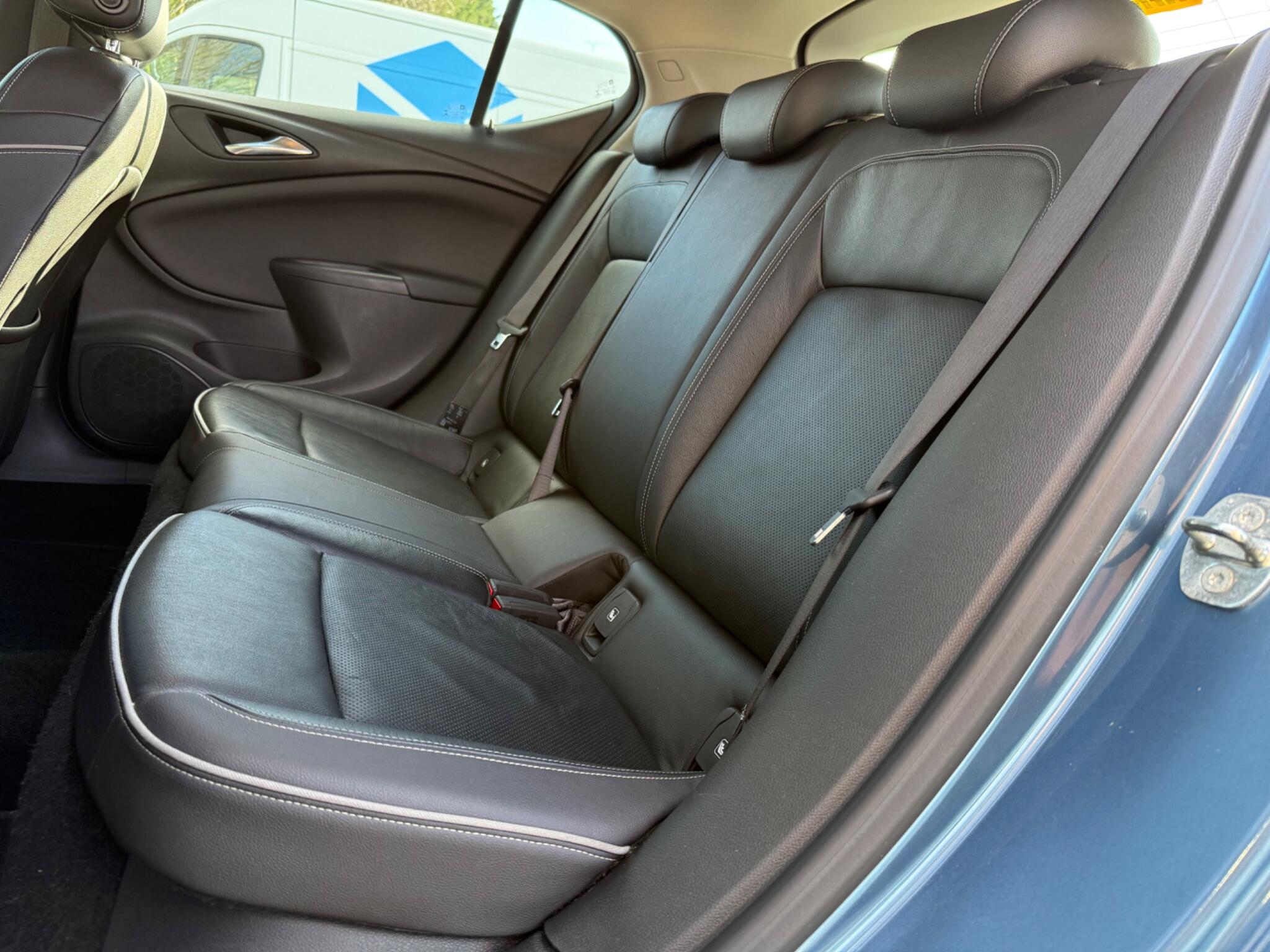 Vauxhall Astra - Image 23
