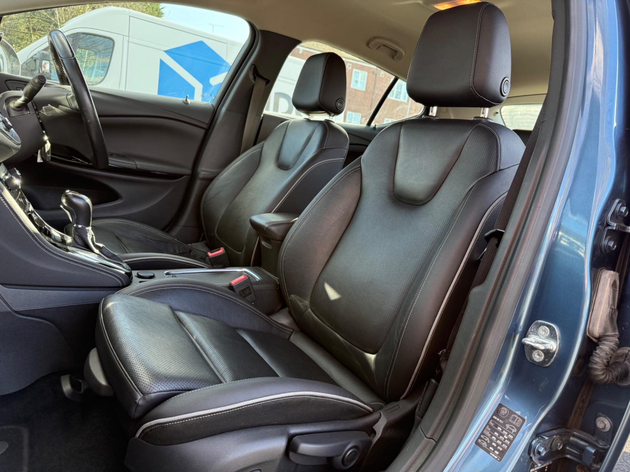 Vauxhall Astra - Image 40