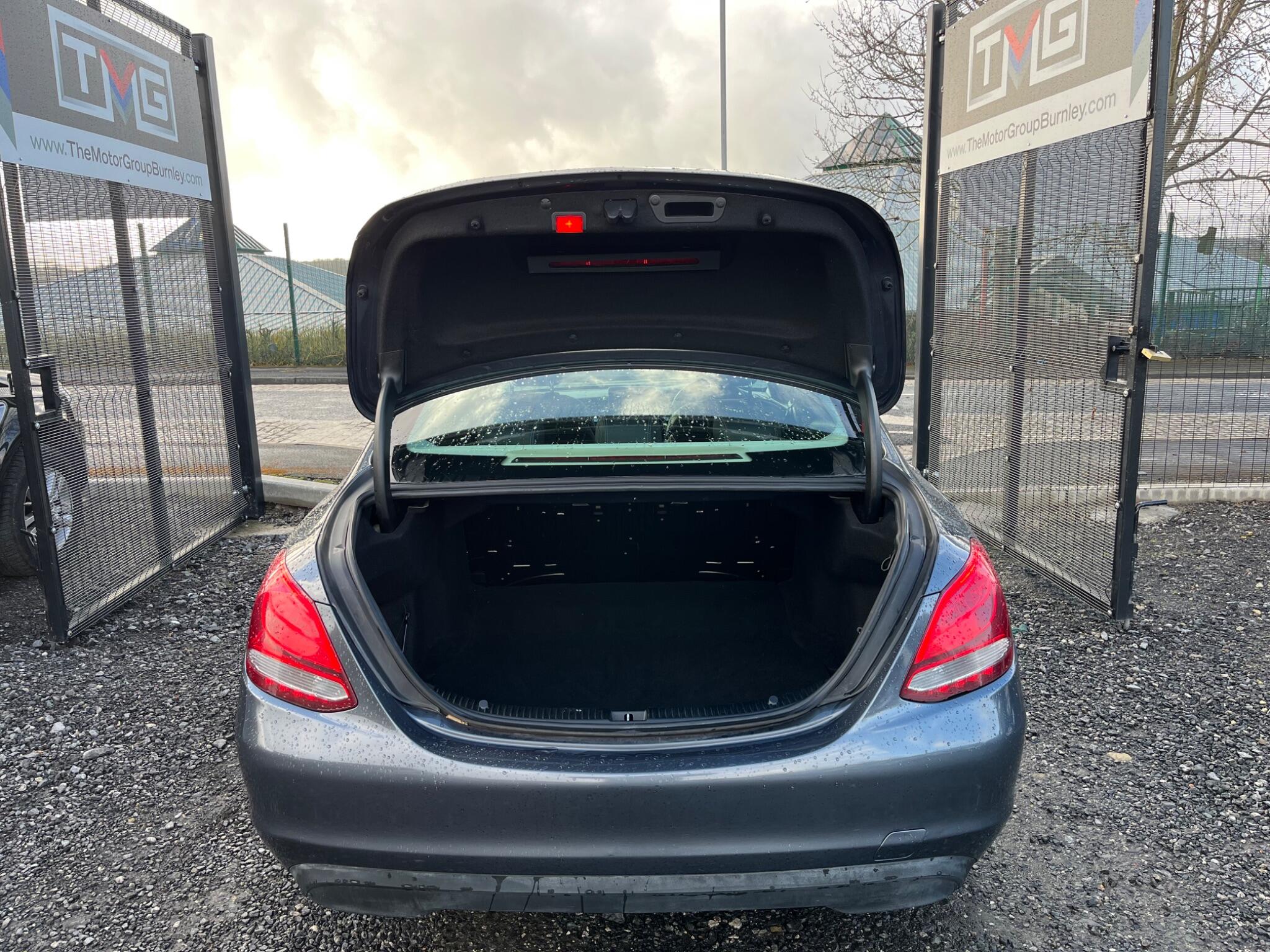 Mercedes C Class - Image 23