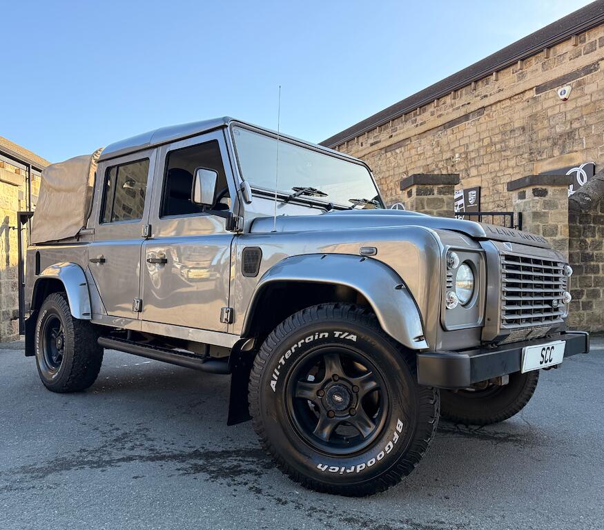 Land Rover Defender 110
