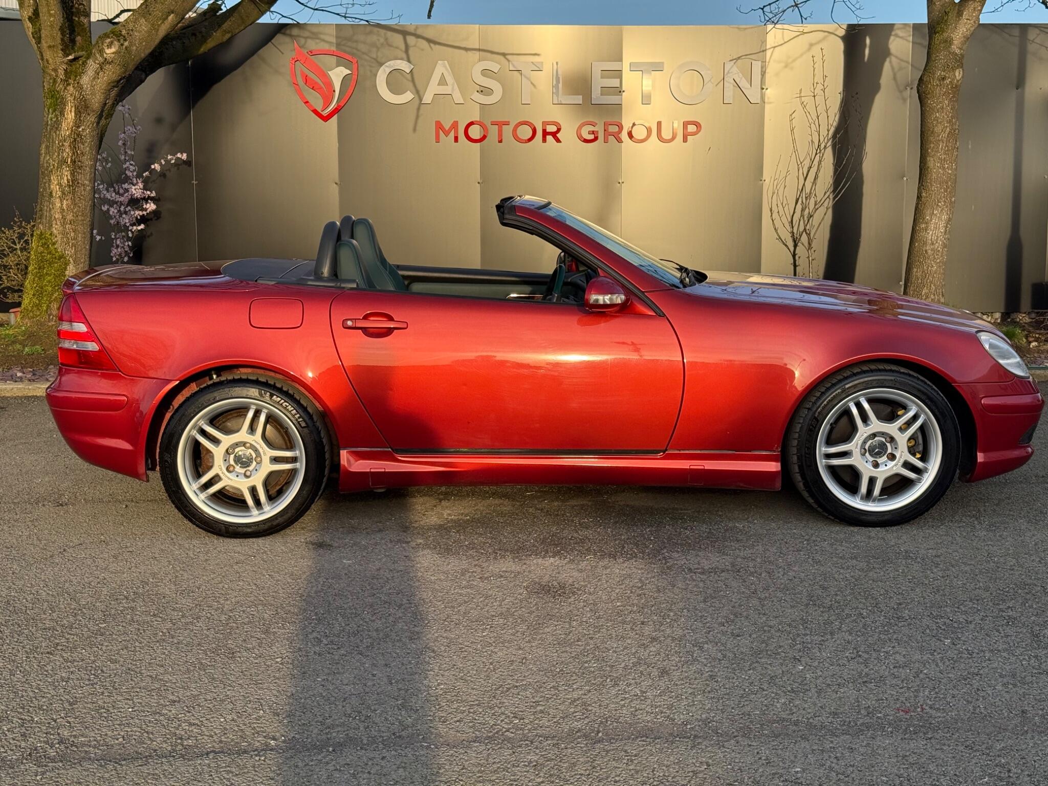 Mercedes SLK - Image 31