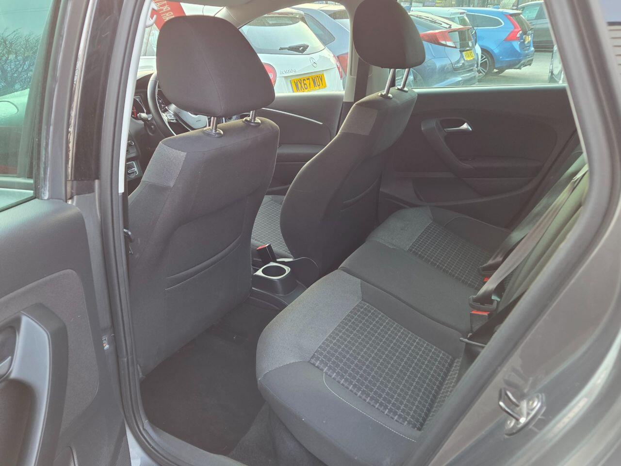 Volkswagen Polo - Image 2