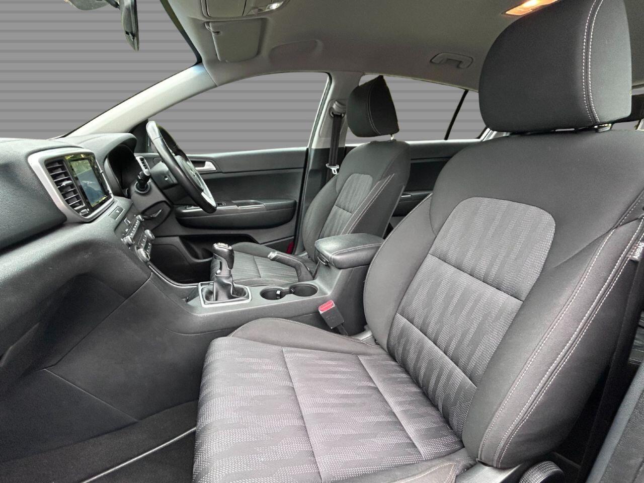 Kia Sportage - Image 17