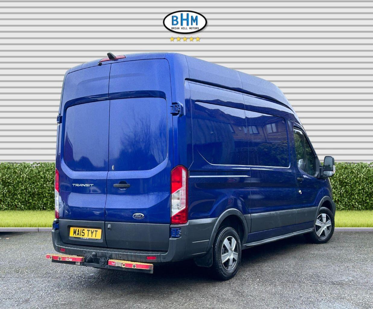 Ford Transit - Image 9