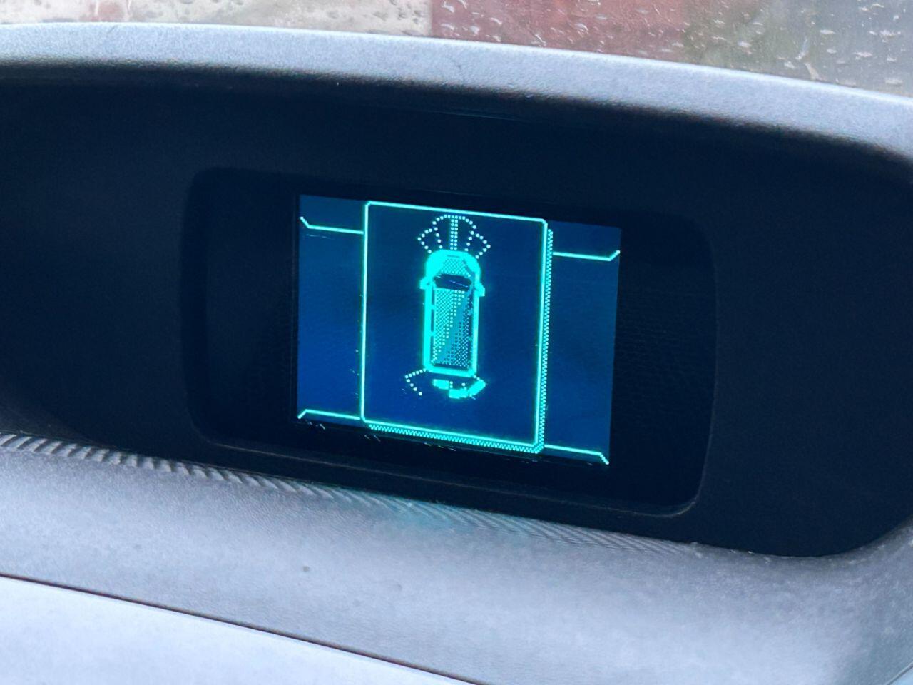 Ford Transit - Image 14