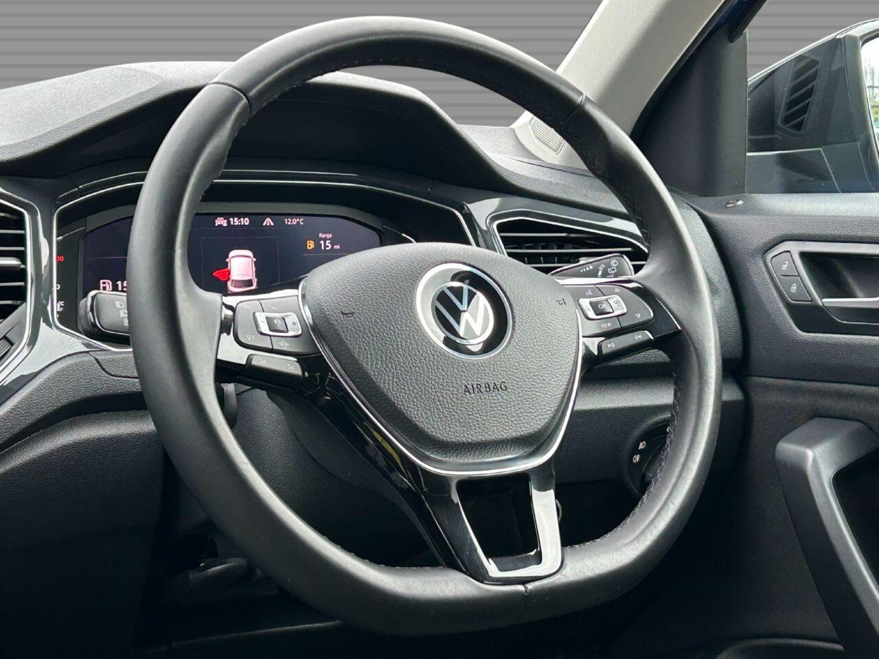 Volkswagen T-Roc - Image 16