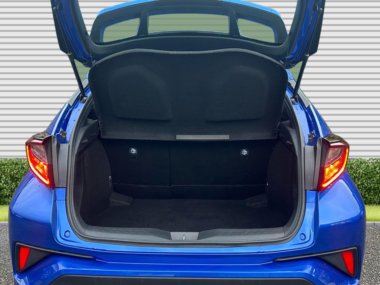 Toyota C-Hr - Image 18