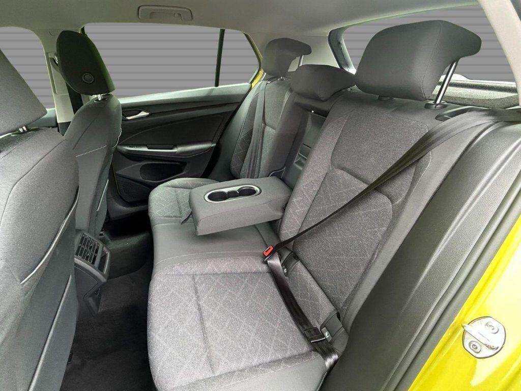 Volkswagen Golf - Image 17