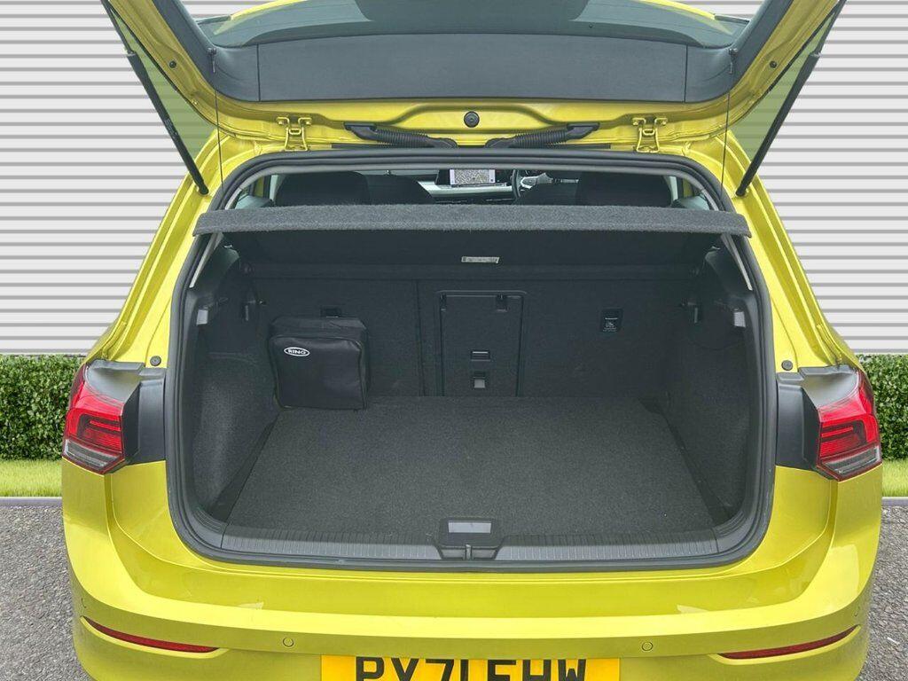 Volkswagen Golf - Image 21