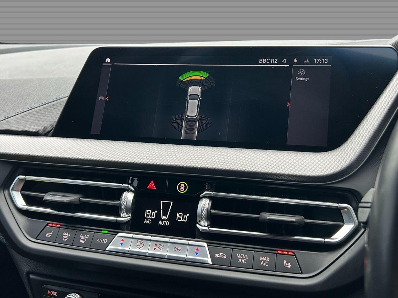 BMW 1 Series - Image 30