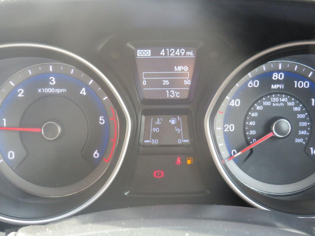 Hyundai i30 - Image 2