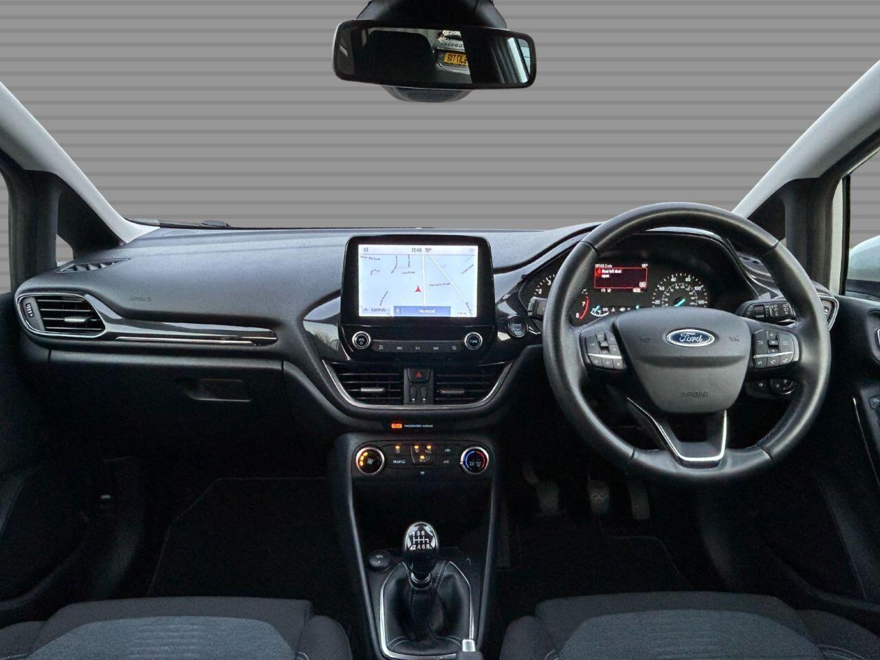 Ford Fiesta - Image 13