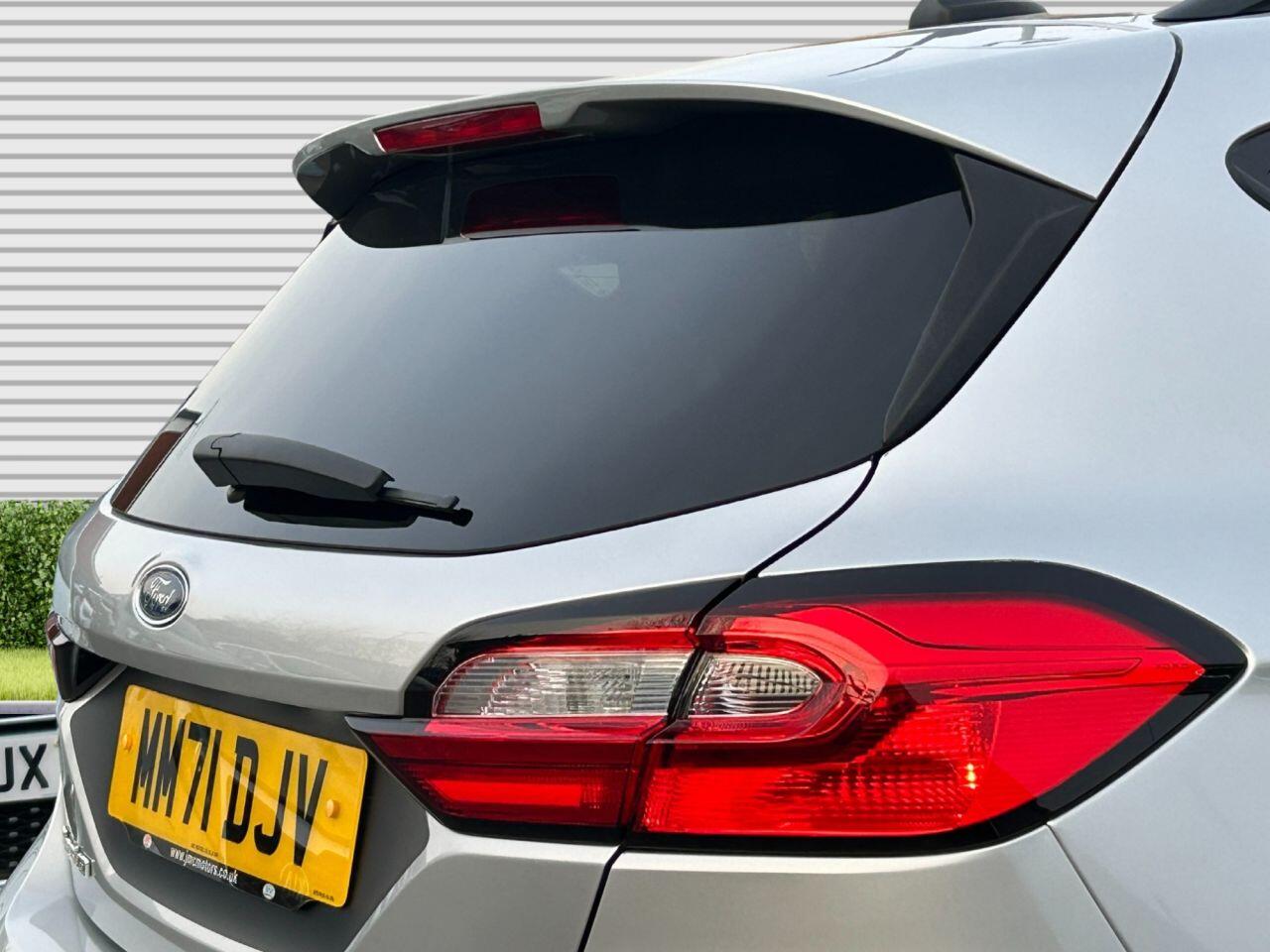 Ford Fiesta - Image 26