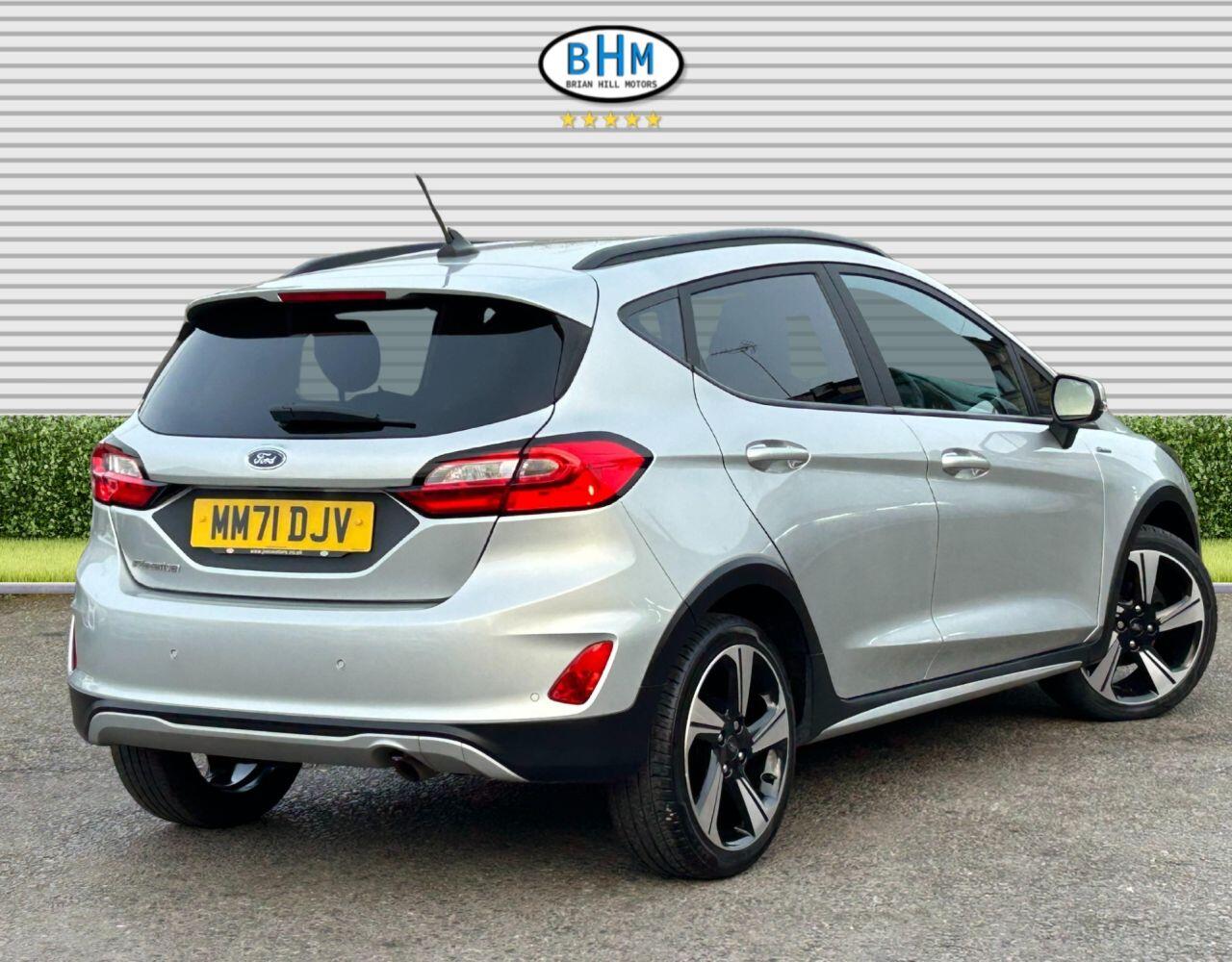 Ford Fiesta - Image 32