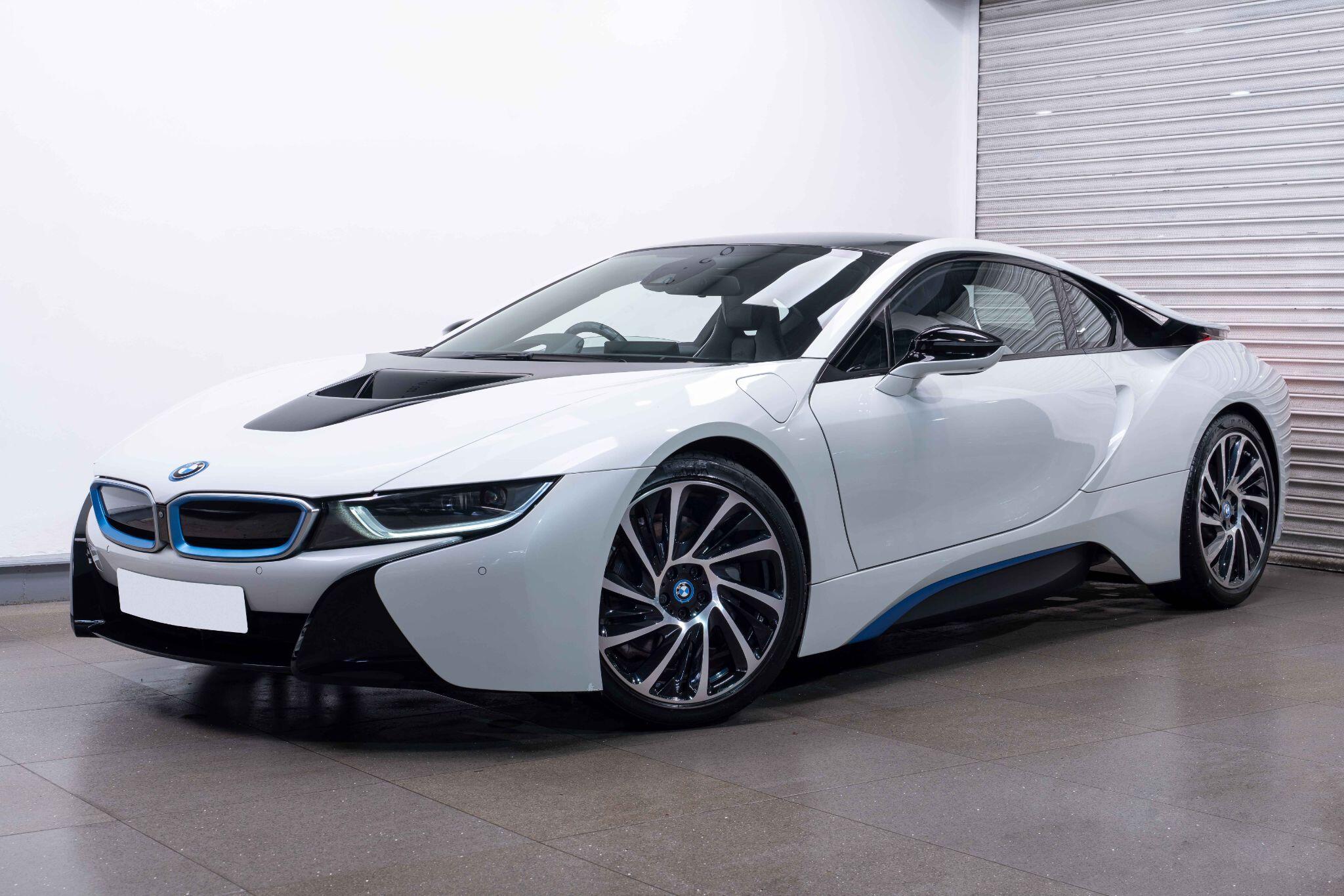 BMW i8