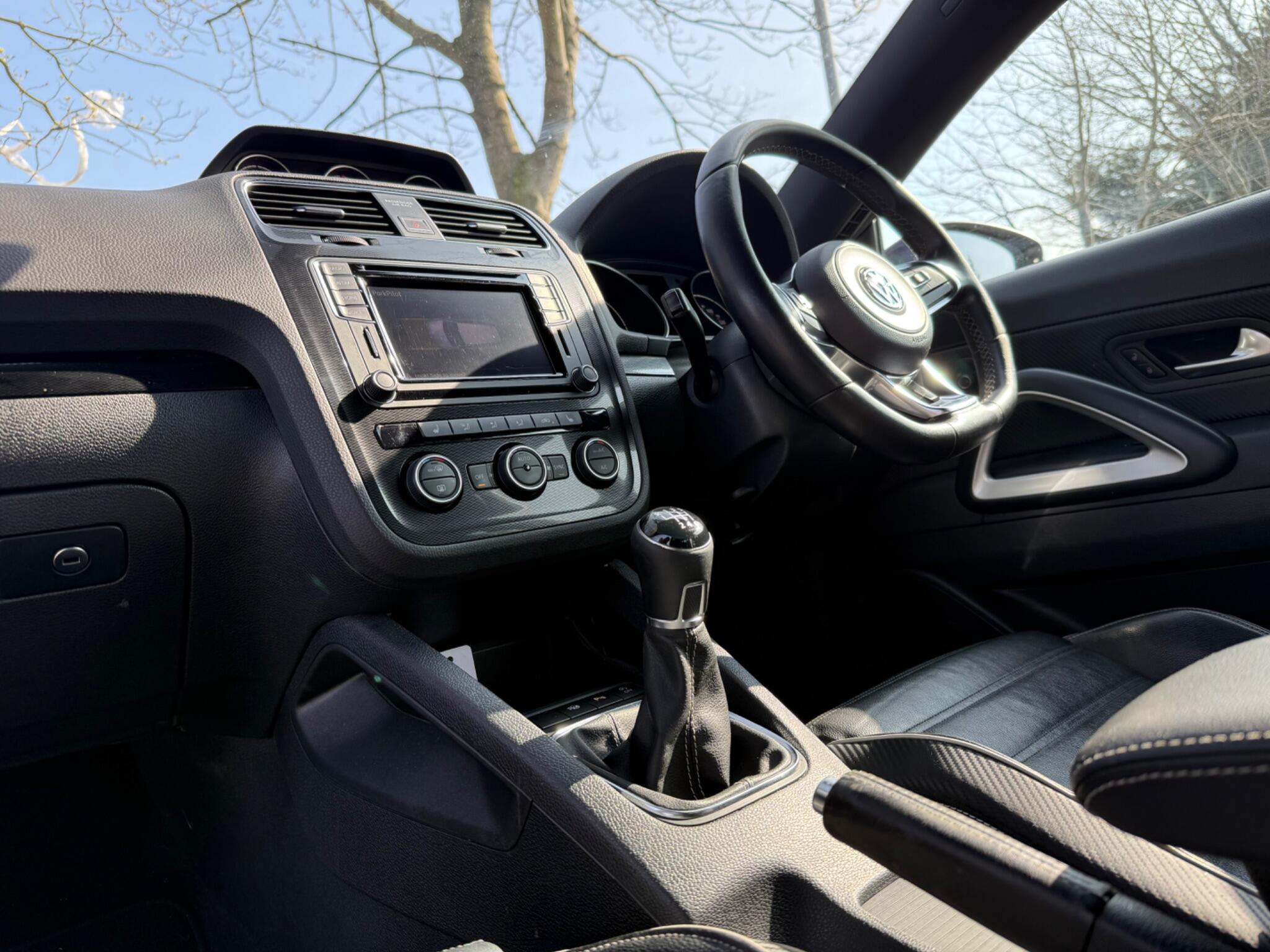 Volkswagen Scirocco - Image 16