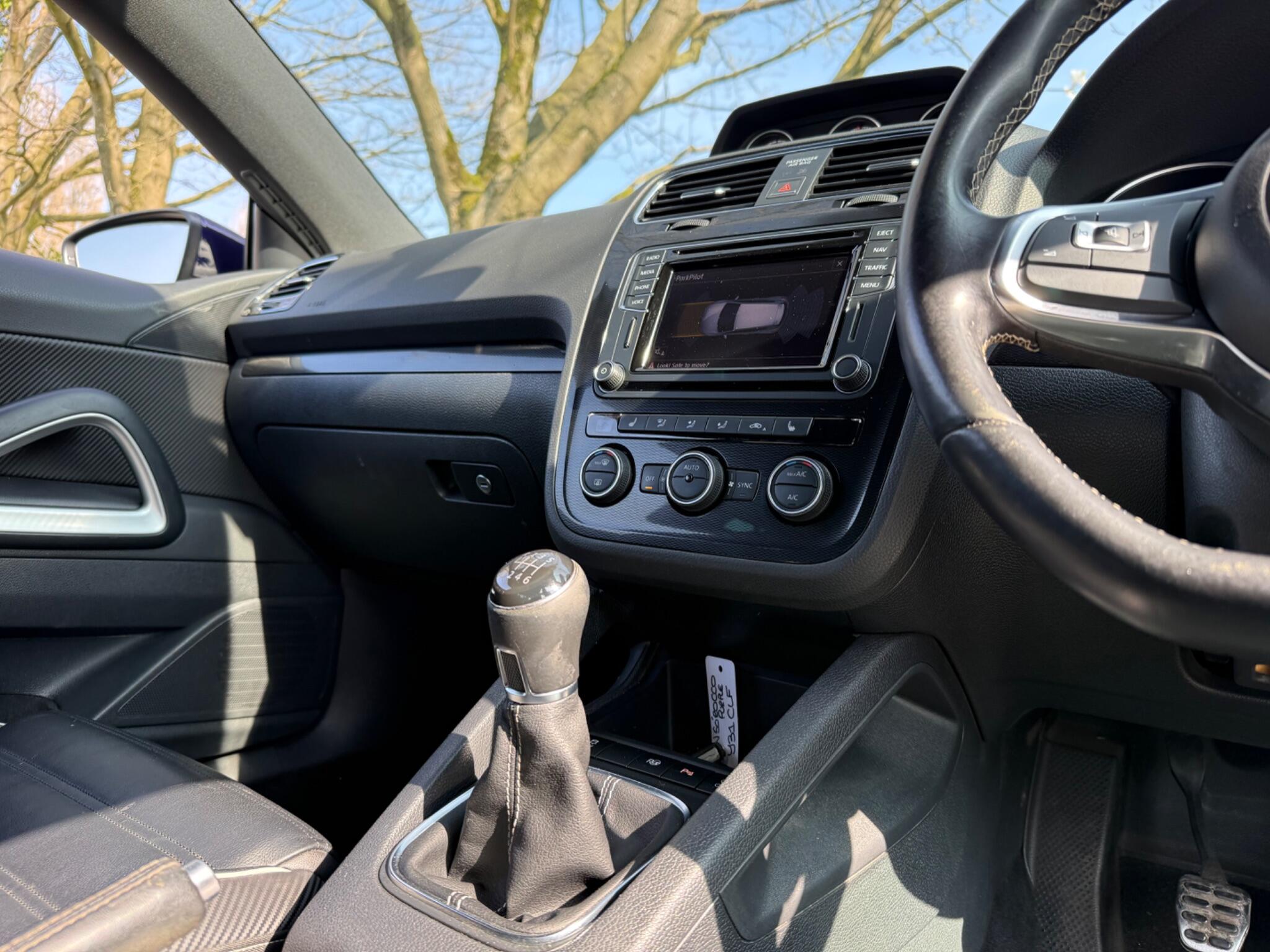 Volkswagen Scirocco - Image 17