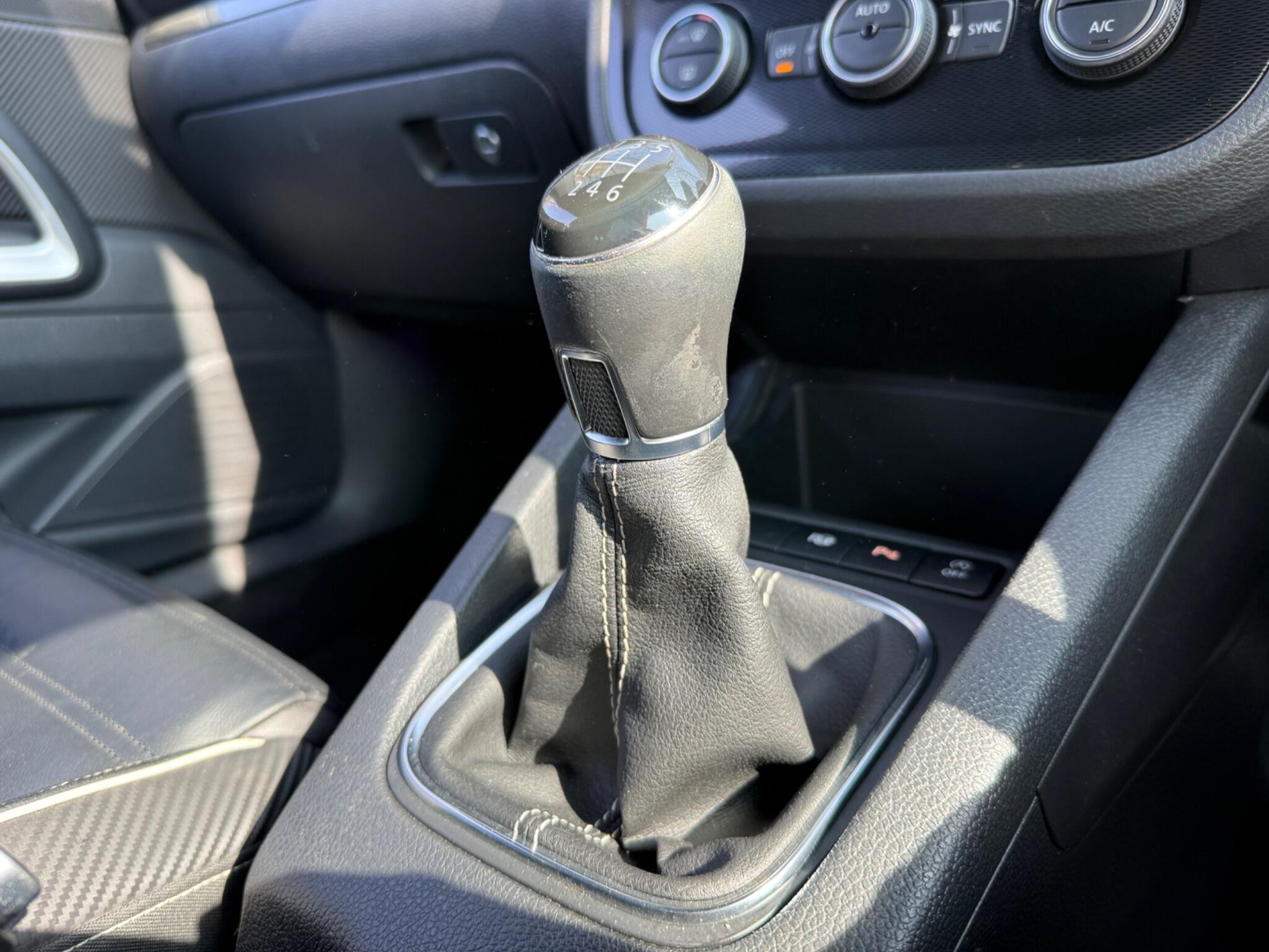 Volkswagen Scirocco - Image 18