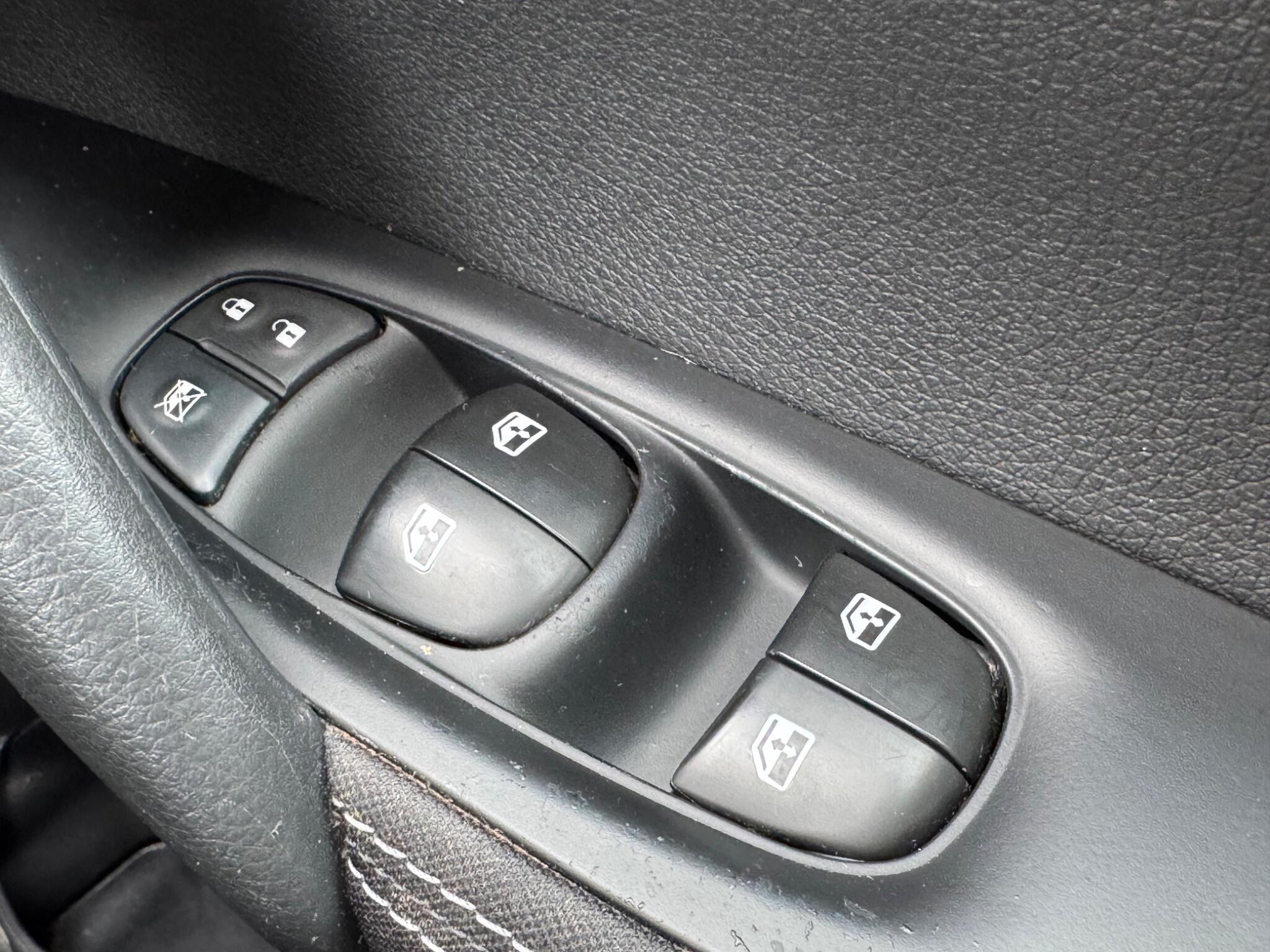 Nissan Qashqai - Image 40