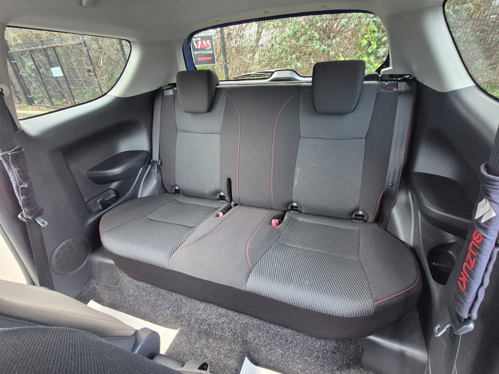 Suzuki Swift - Image 25