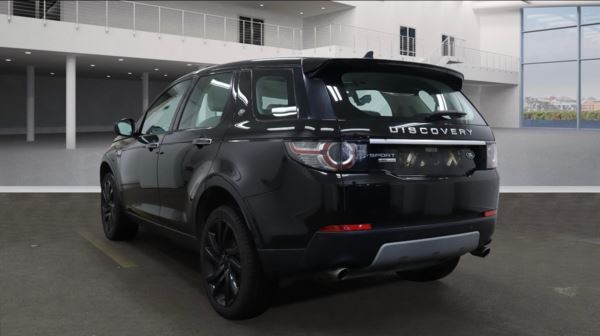 Land Rover DISCOVERY SPORT - Image 2
