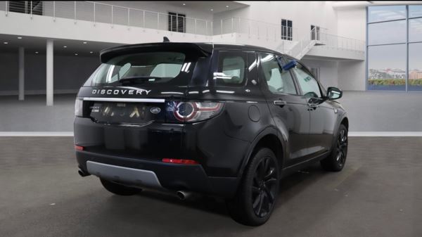 Land Rover DISCOVERY SPORT - Image 4
