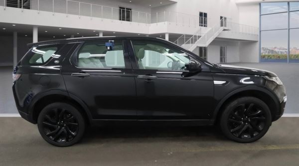 Land Rover DISCOVERY SPORT - Image 6