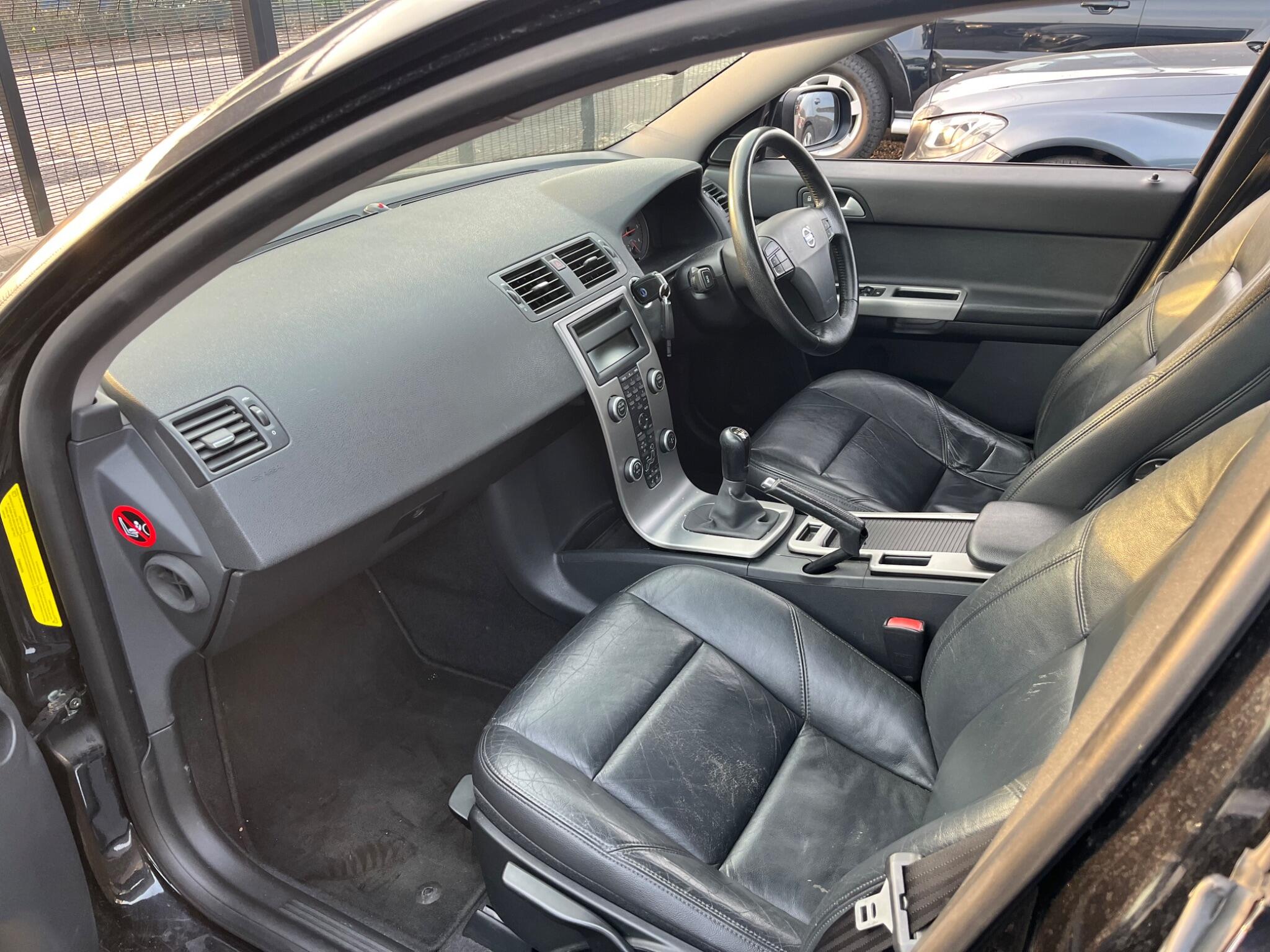 Volvo V50 - Image 13