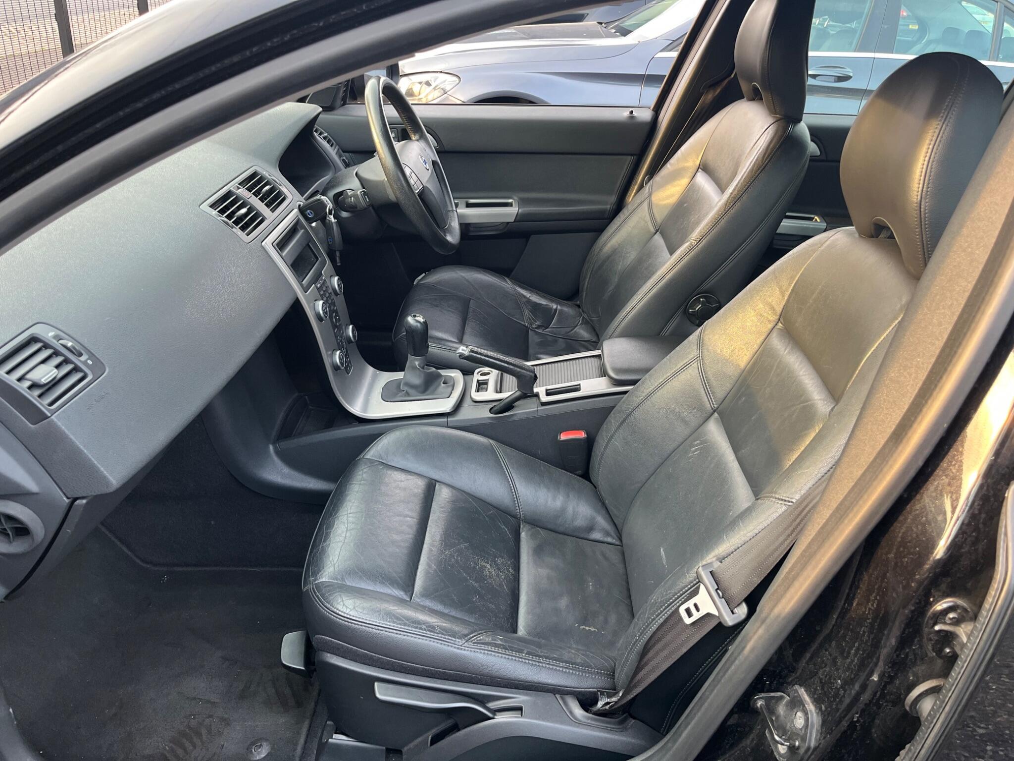 Volvo V50 - Image 14