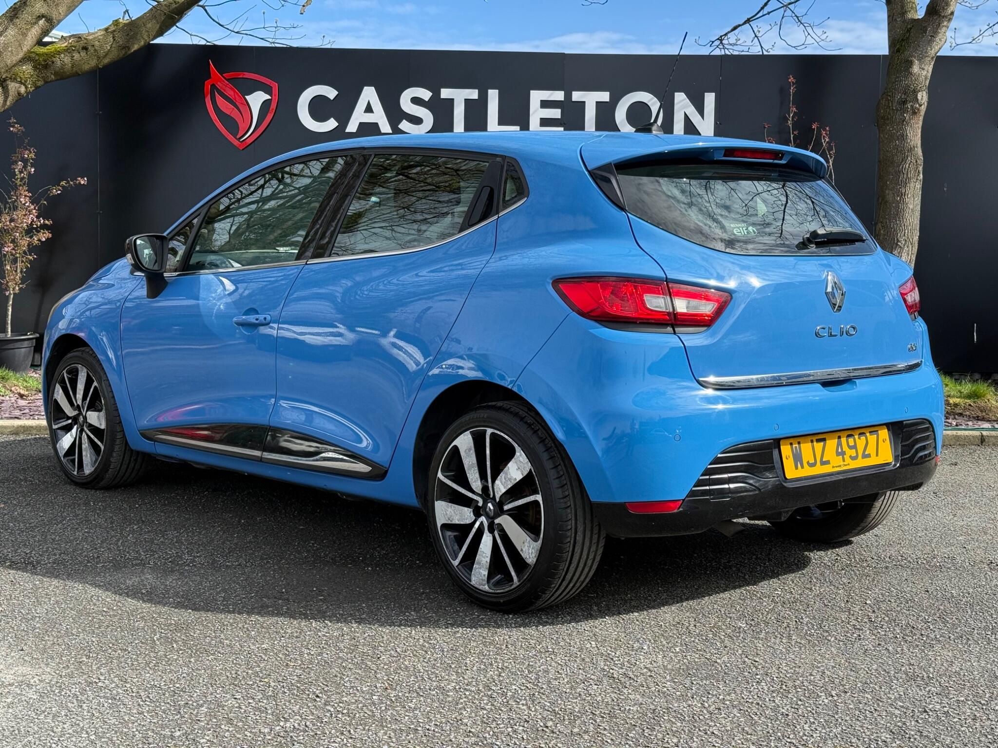 Renault Clio - Image 7