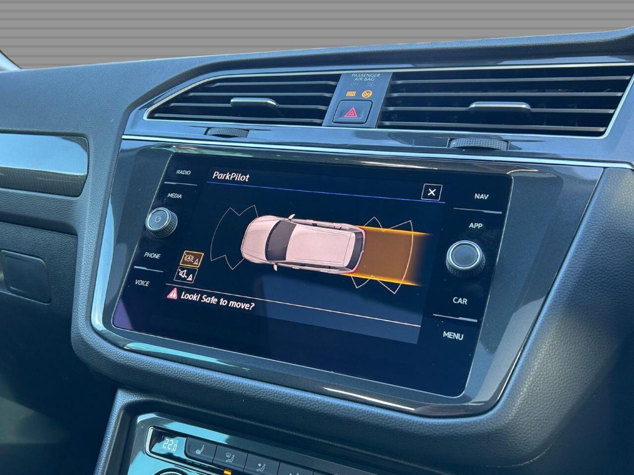 Volkswagen Tiguan - Image 7