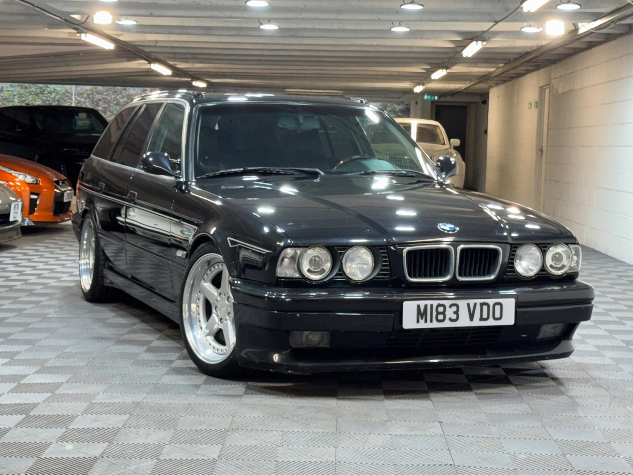BMW 5 Series - Image 14