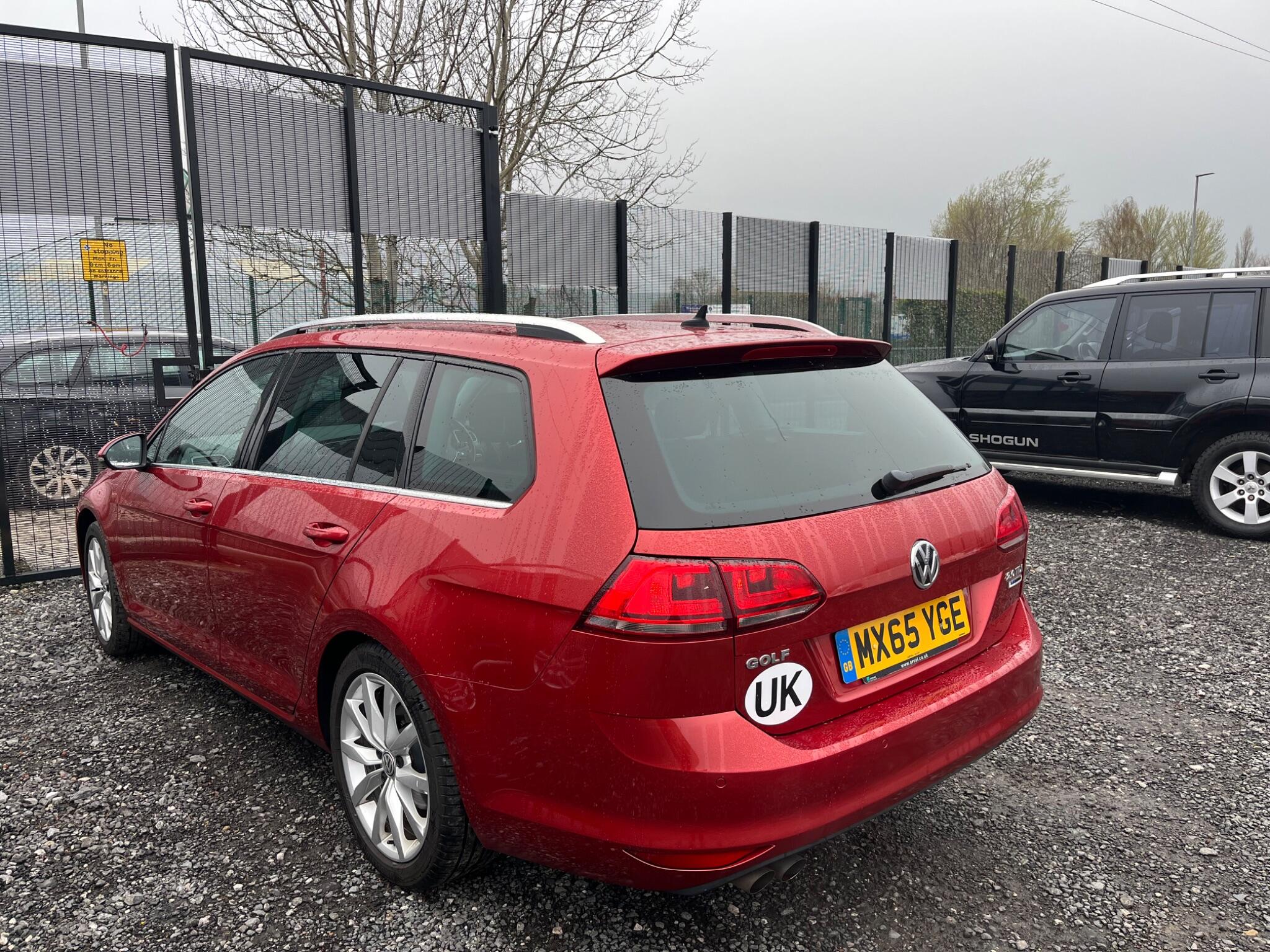 Volkswagen Golf - Image 10