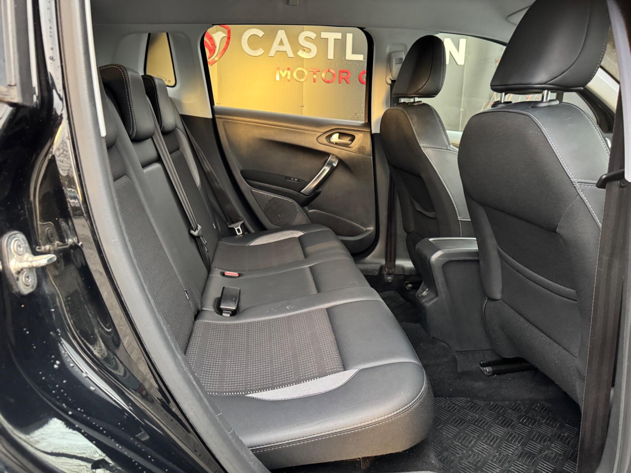 Peugeot 2008 - Image 18