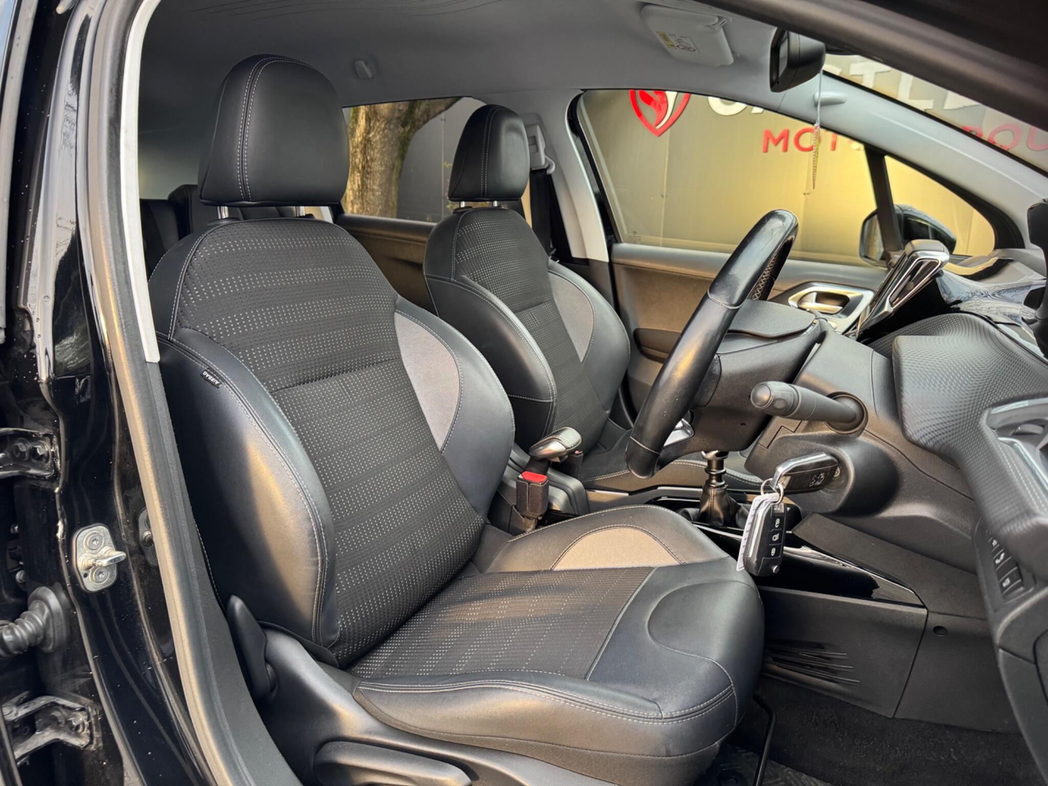 Peugeot 2008 - Image 15