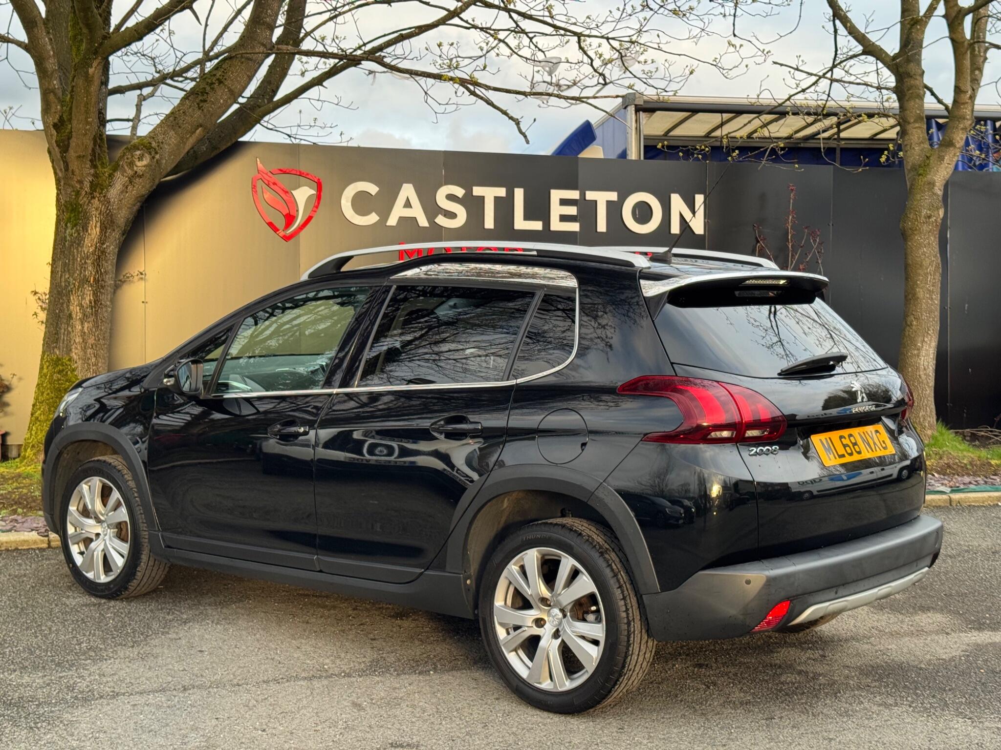 Peugeot 2008 - Image 7