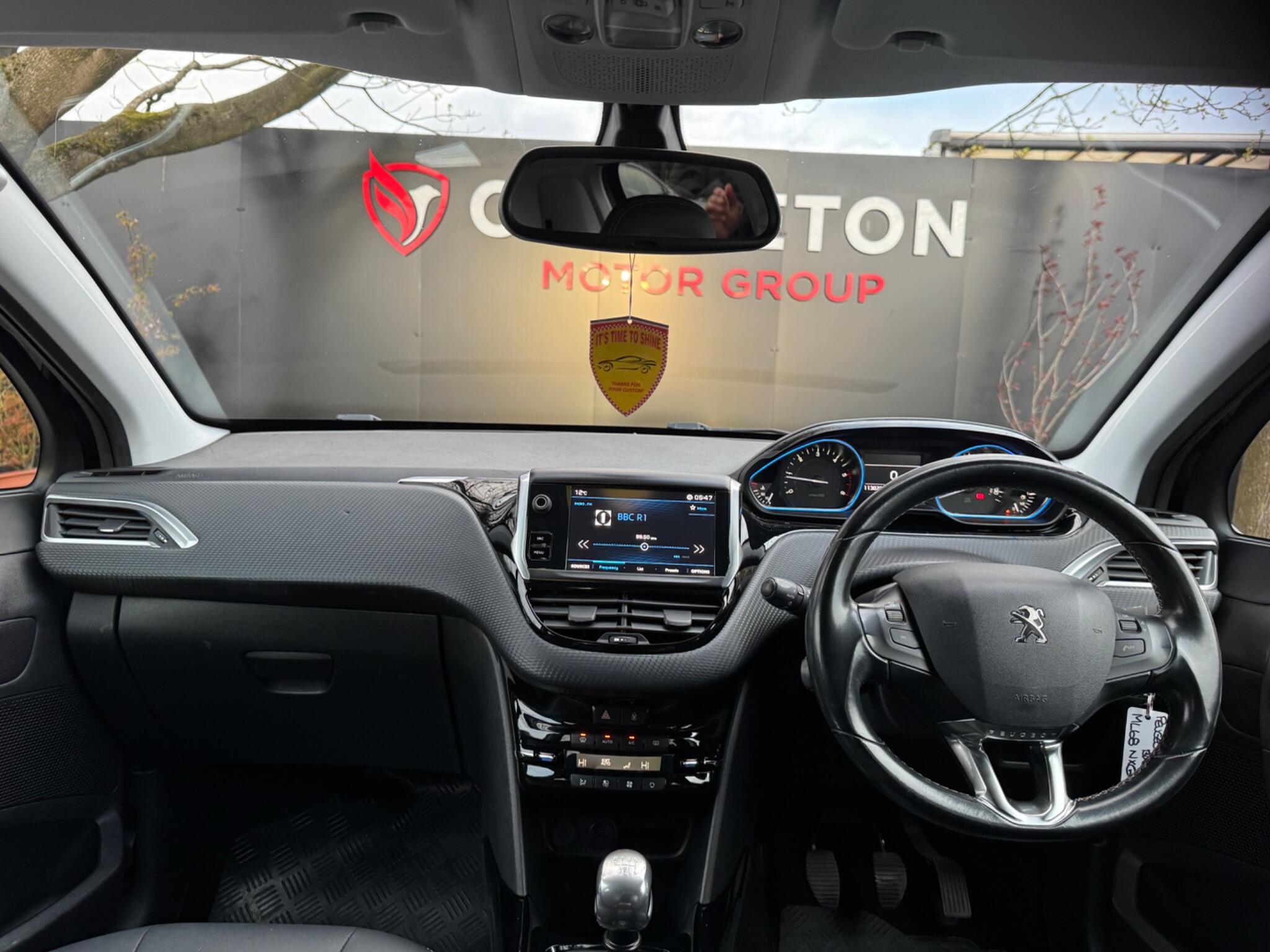 Peugeot 2008 - Image 11