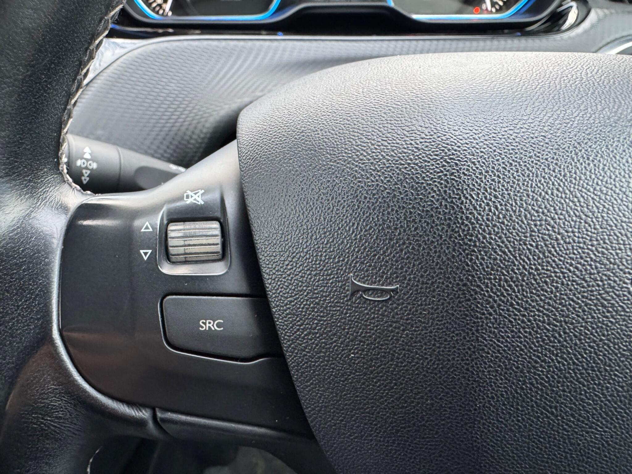 Peugeot 2008 - Image 36