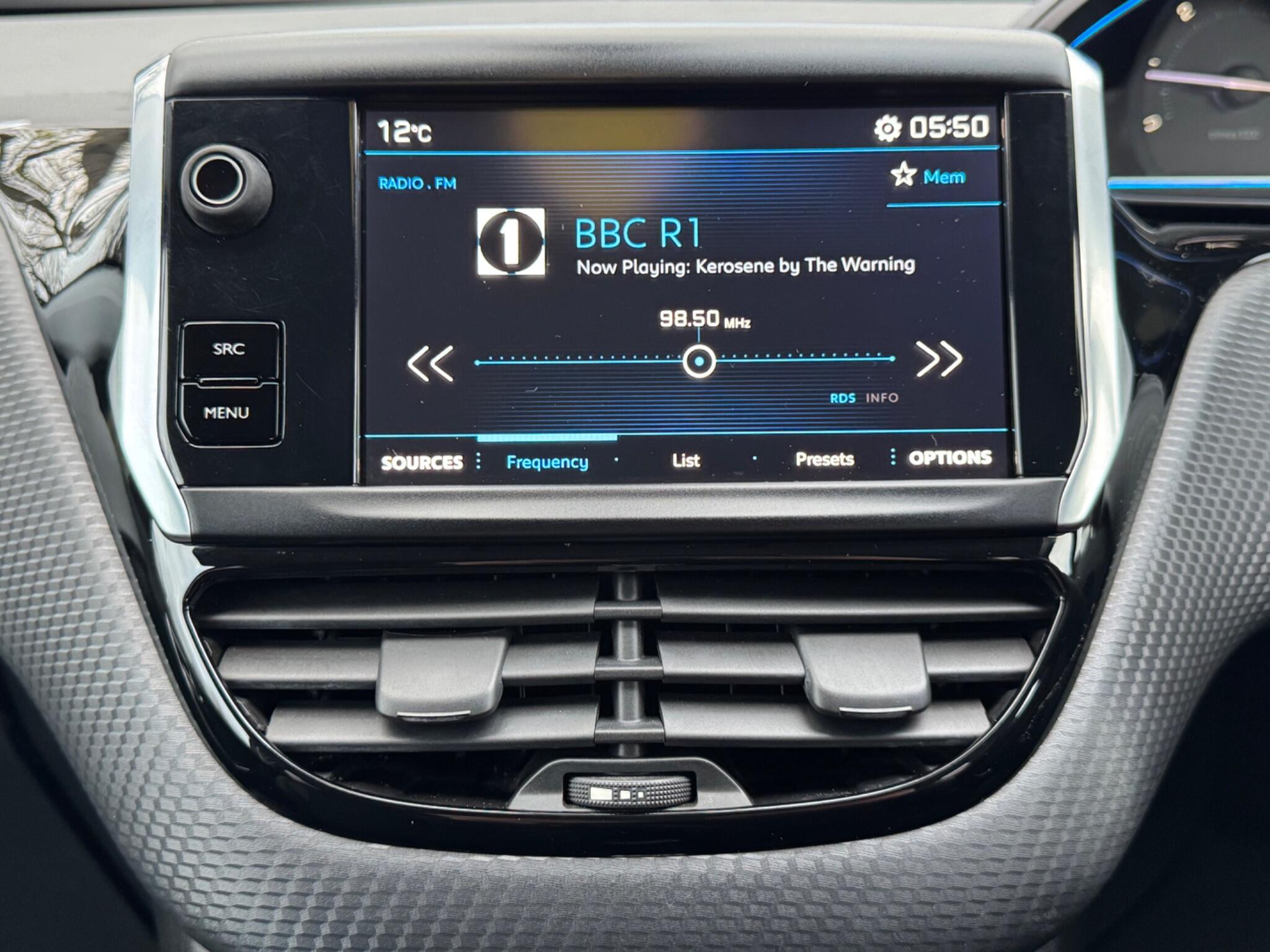 Peugeot 2008 - Image 33