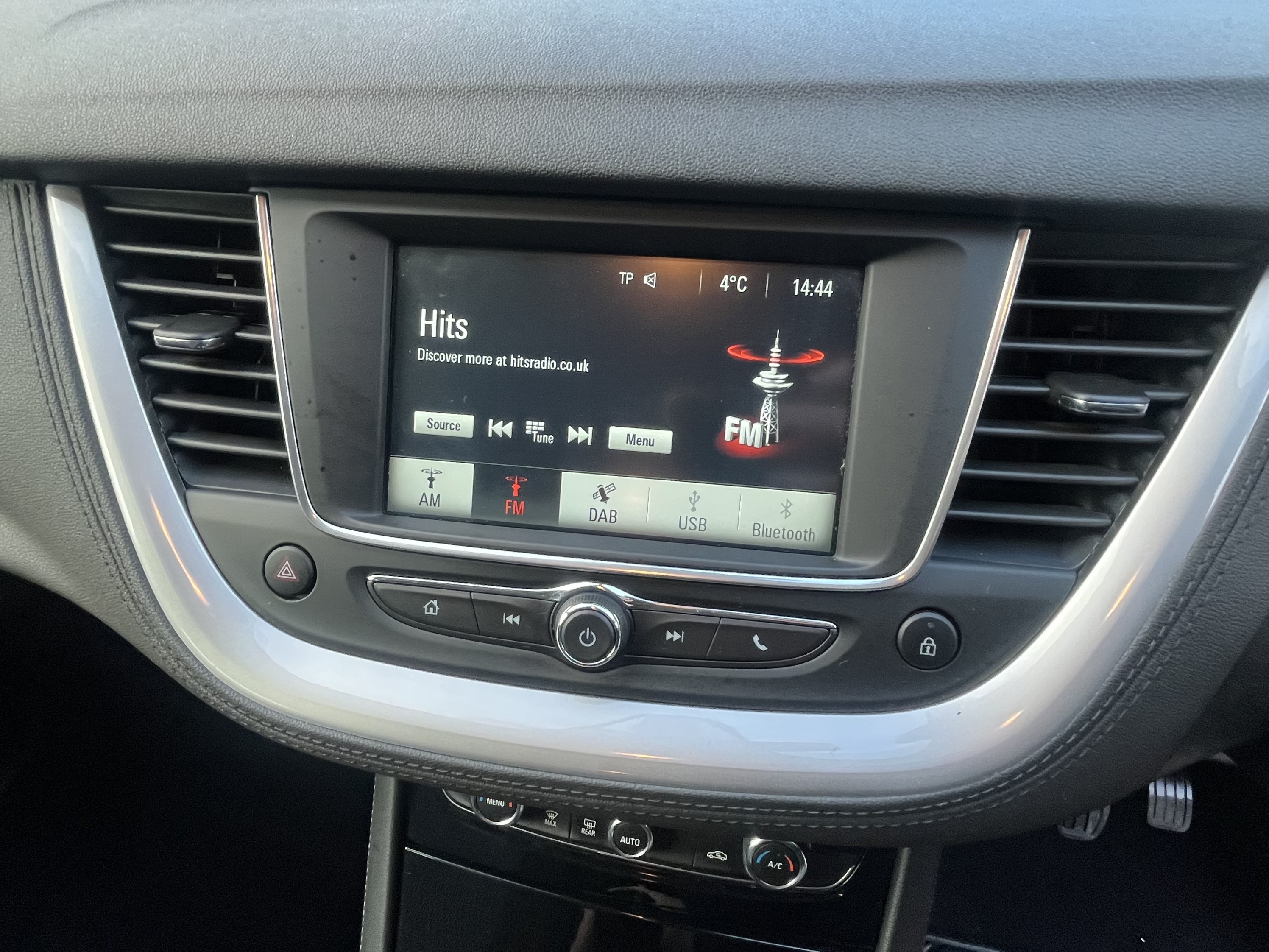 Vauxhall Grandland X - Image 20