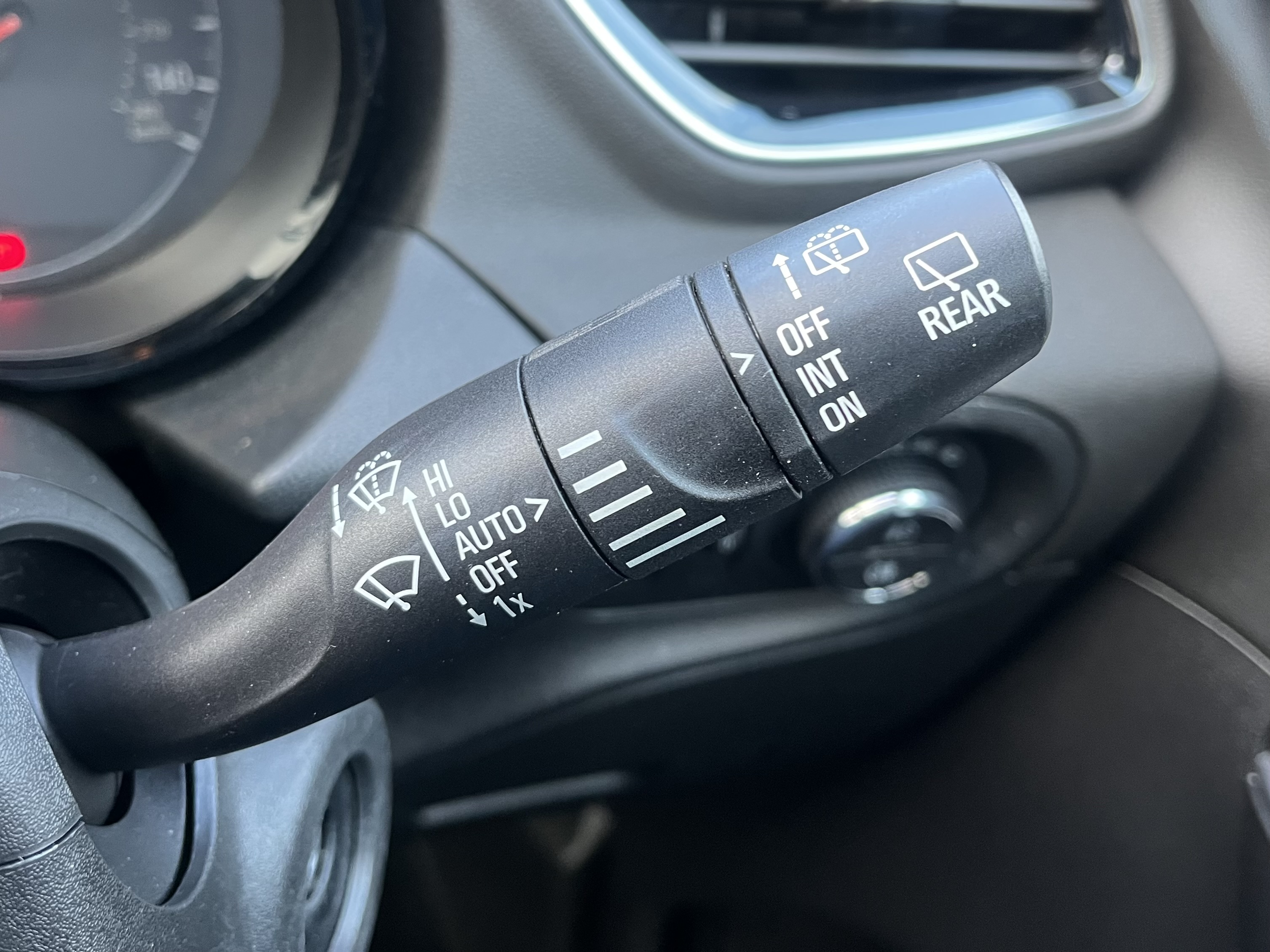 Vauxhall Grandland X - Image 23