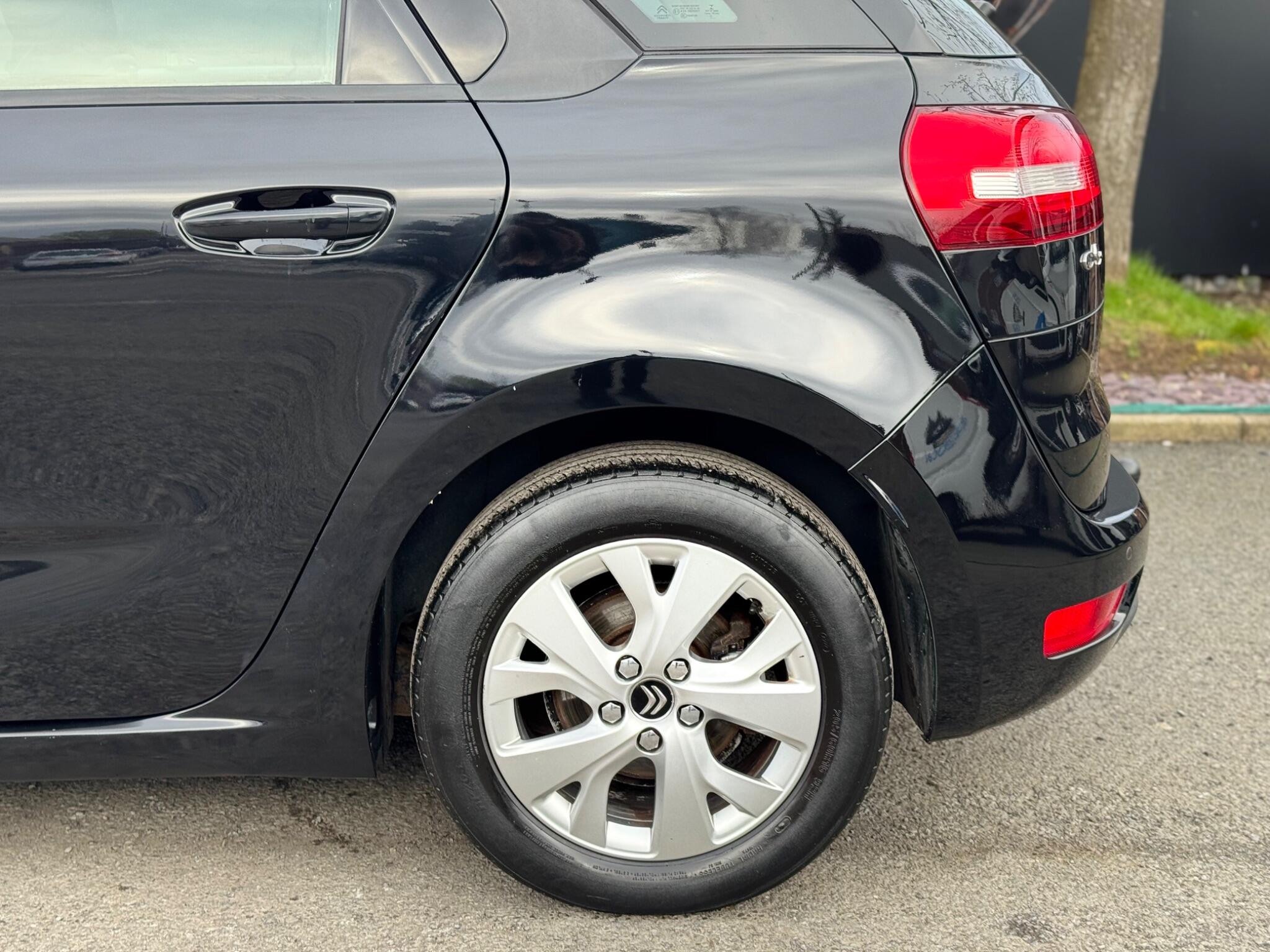 Citroen C4 Picasso - Image 12