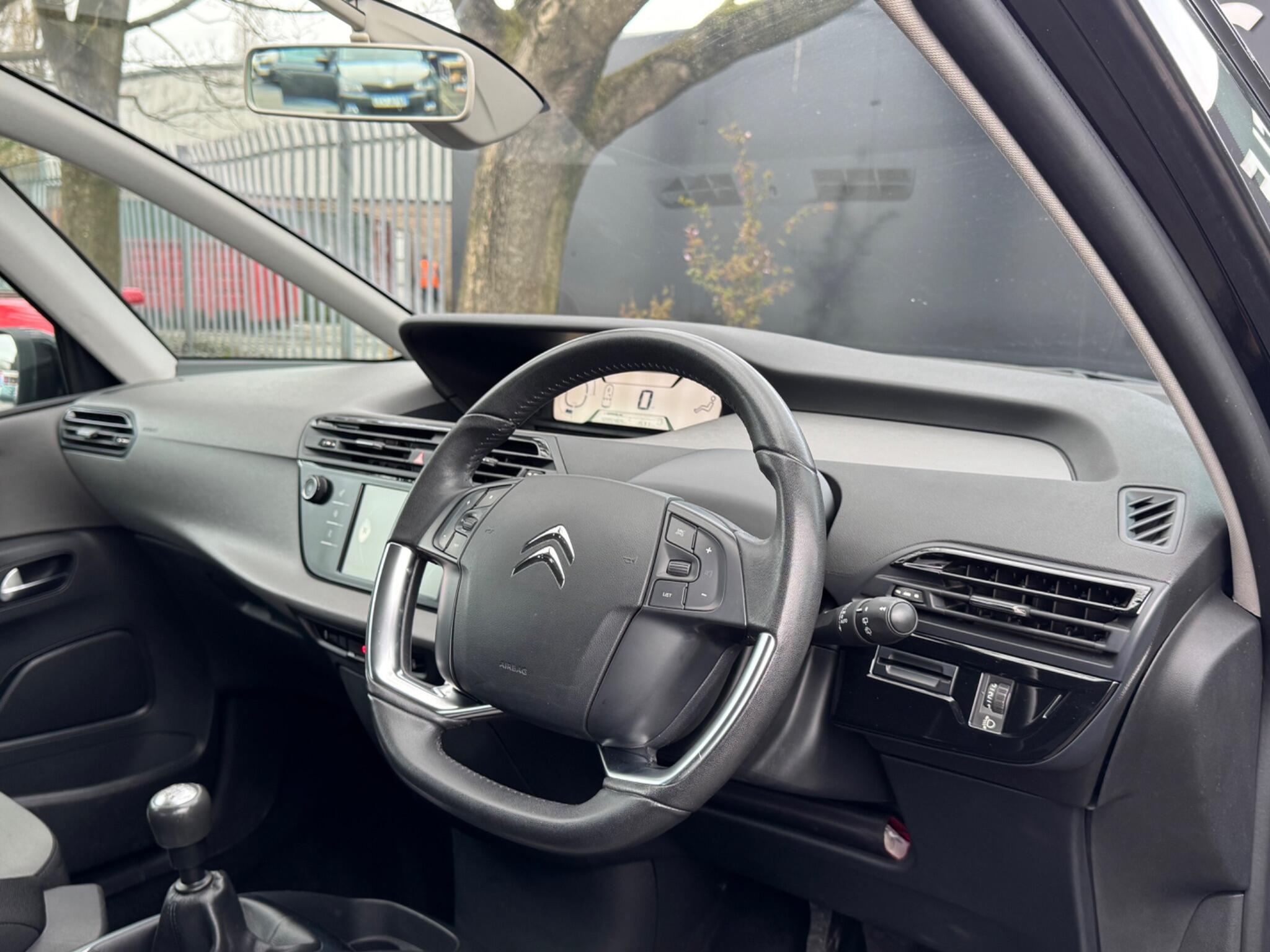 Citroen C4 Picasso - Image 42