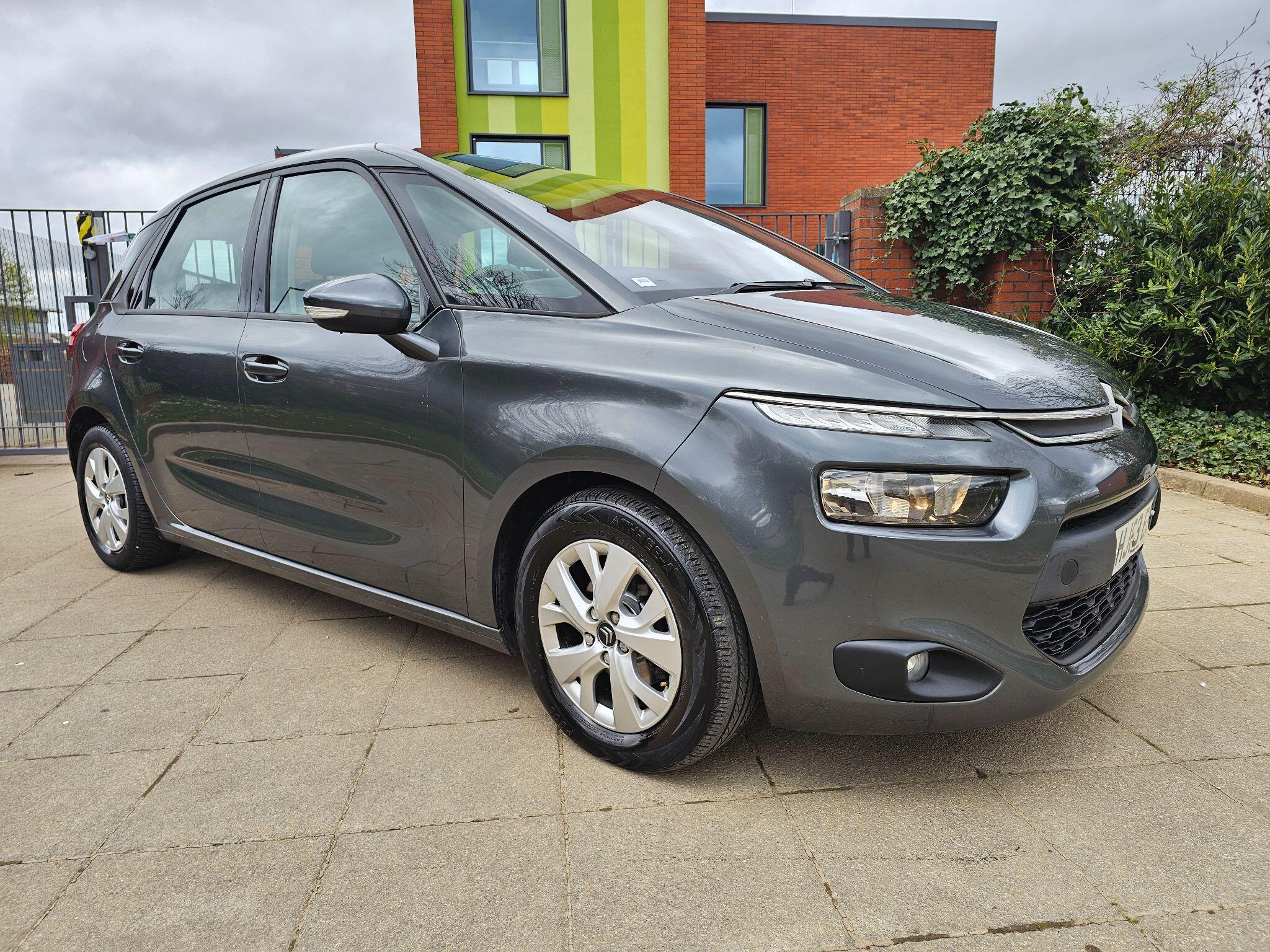 Citroen C4 Picasso - Image 9