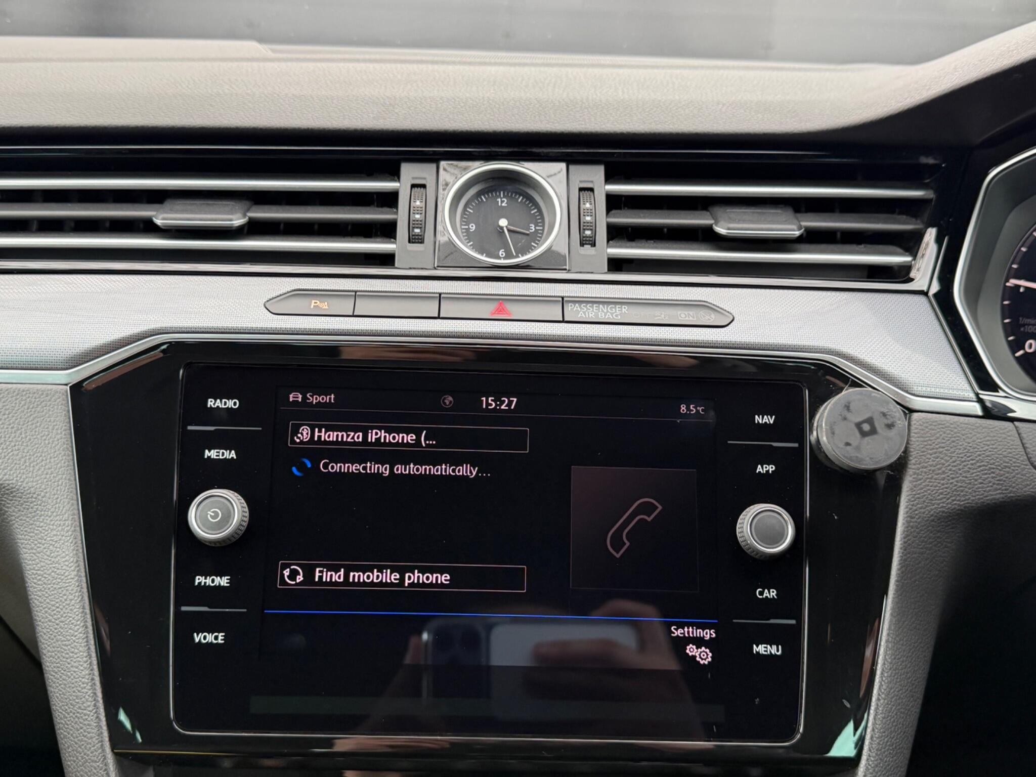 Volkswagen Passat - Image 36