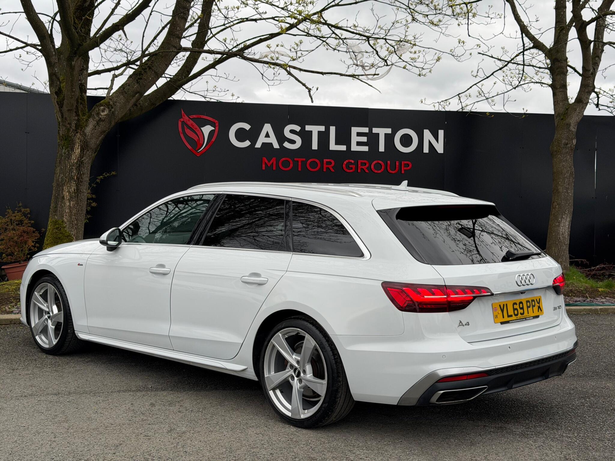 Audi A4 Avant - Image 25